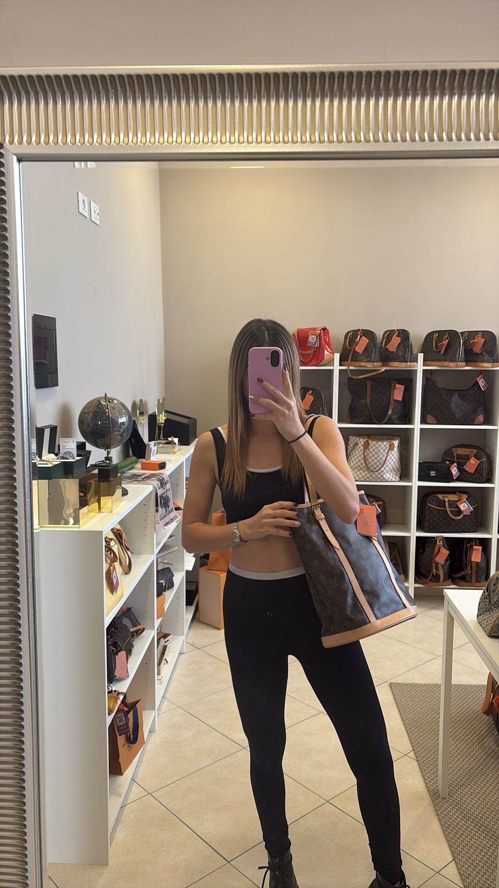 Louis Vuitton Bucket GM