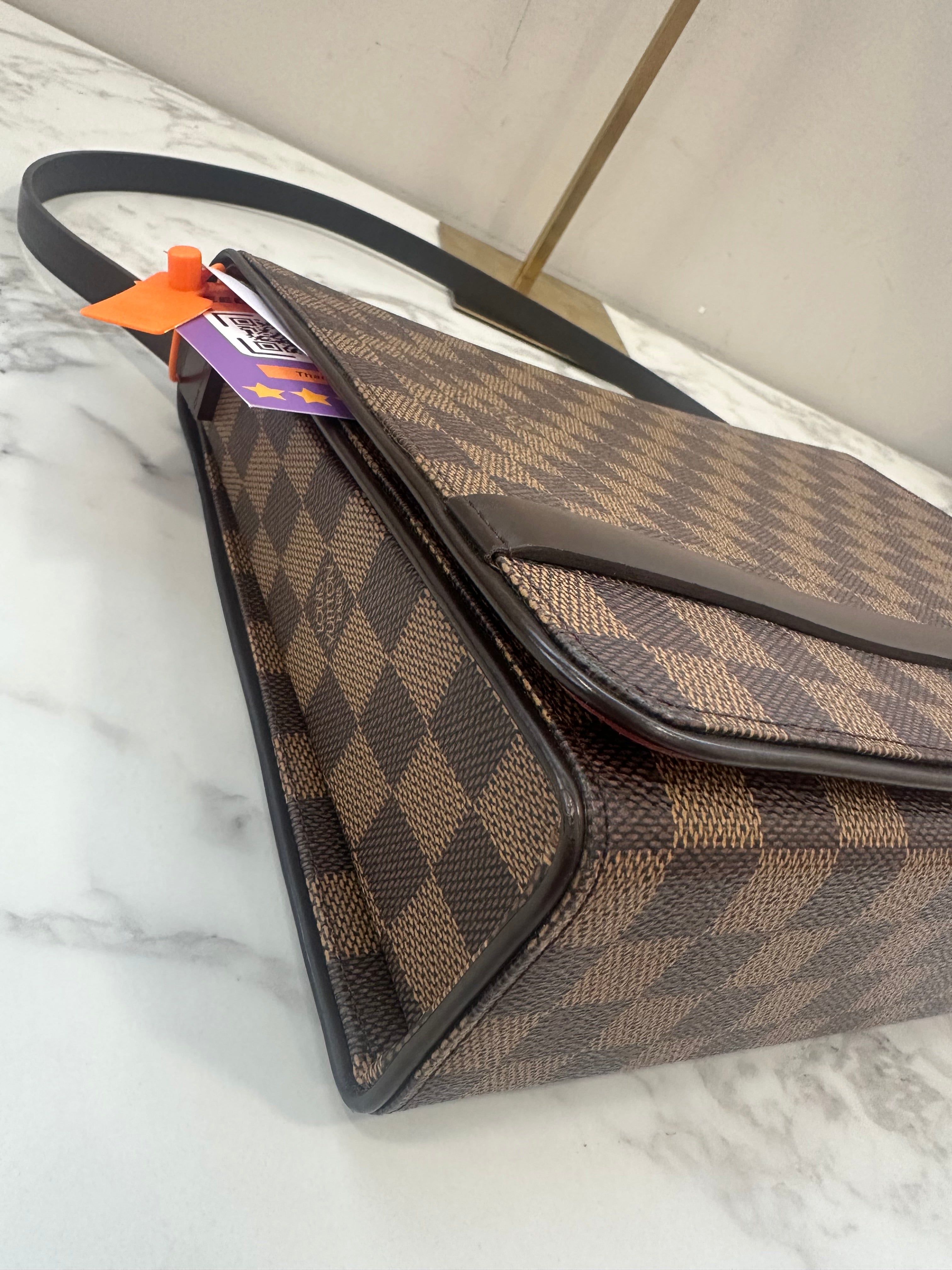 Louis Vuitton Damier Tribecca