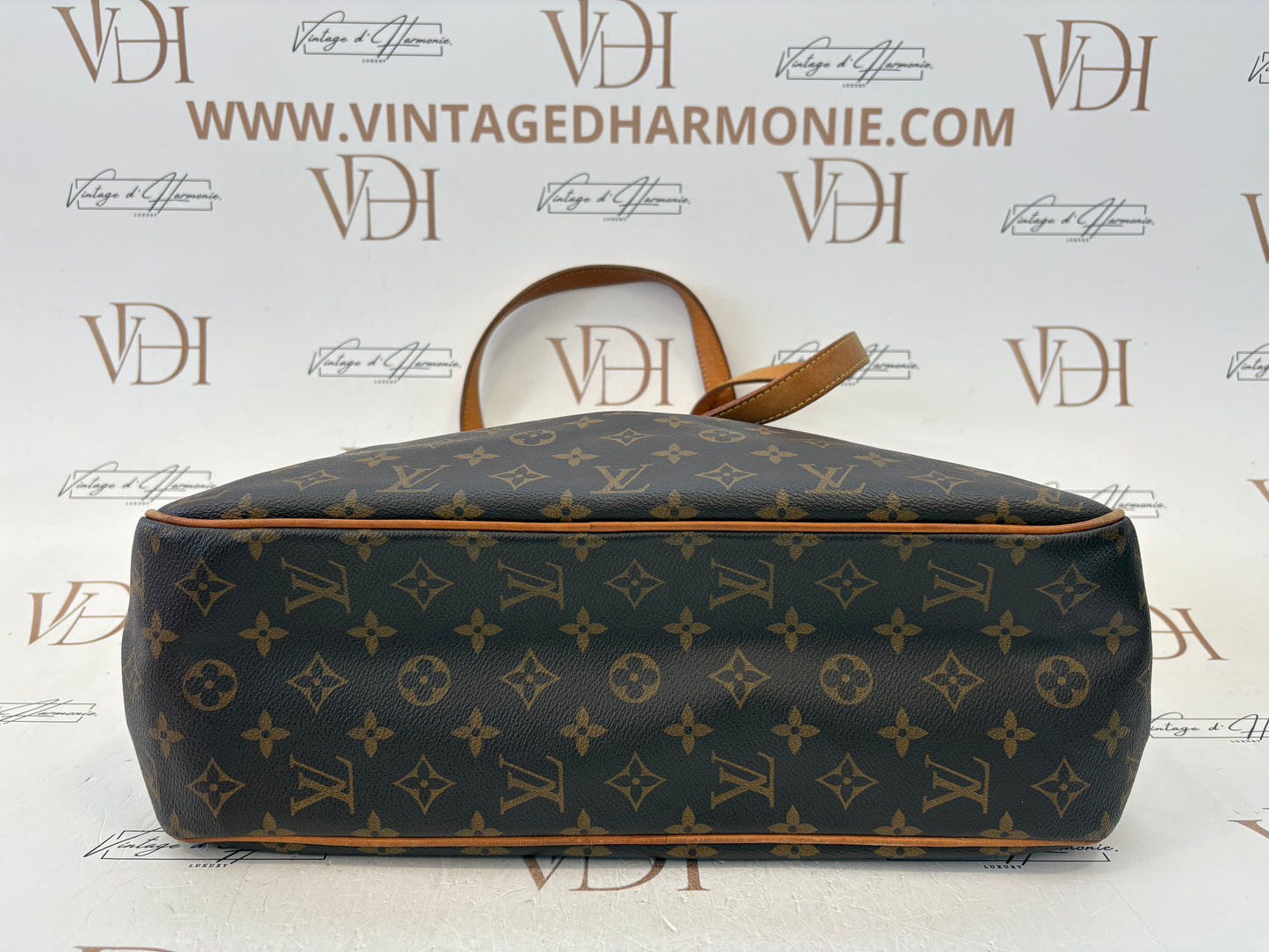 018128 - Louis Vuitton Batignolles Horizontal