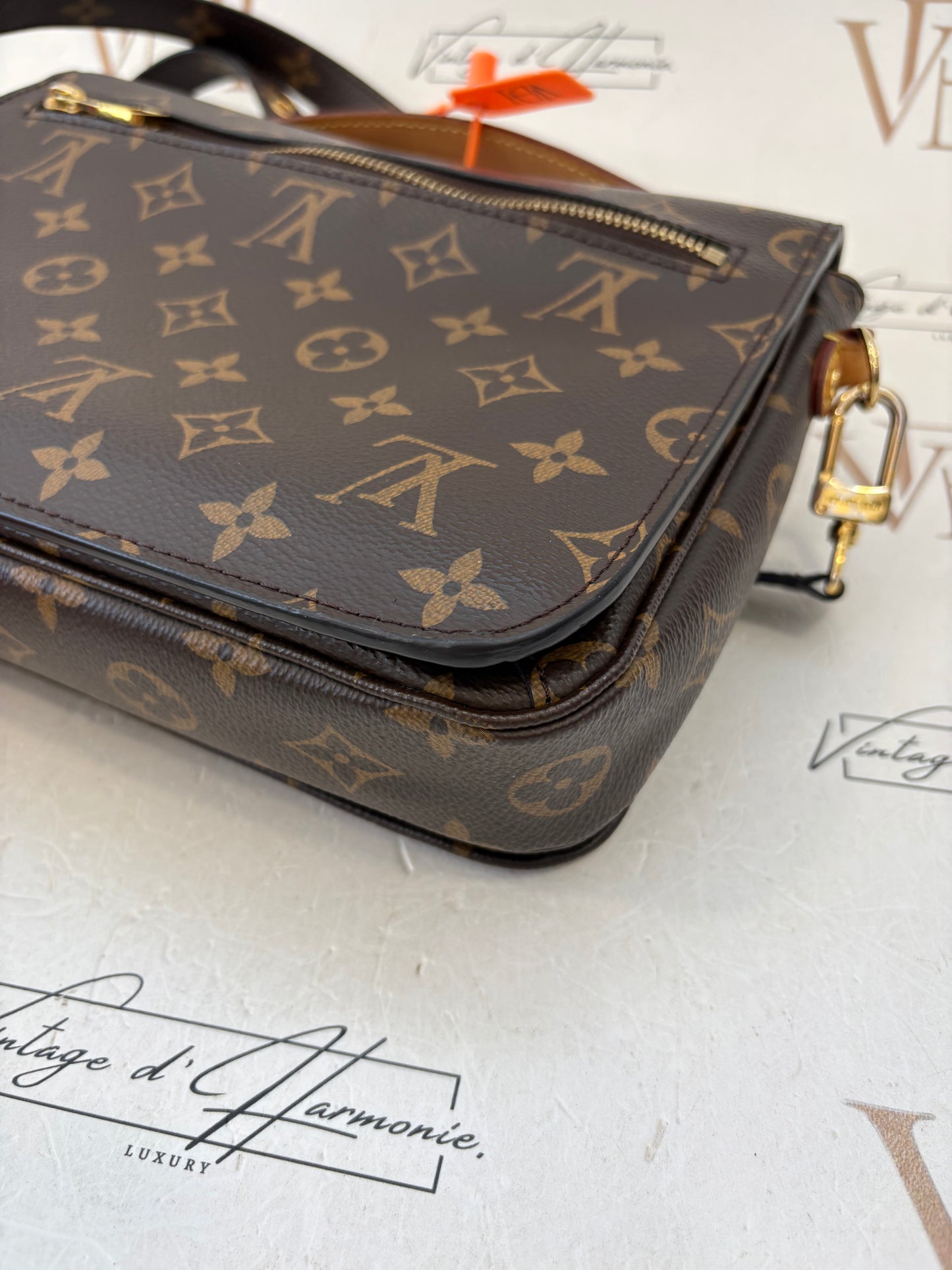 383768 - Louis Vuitton Metis