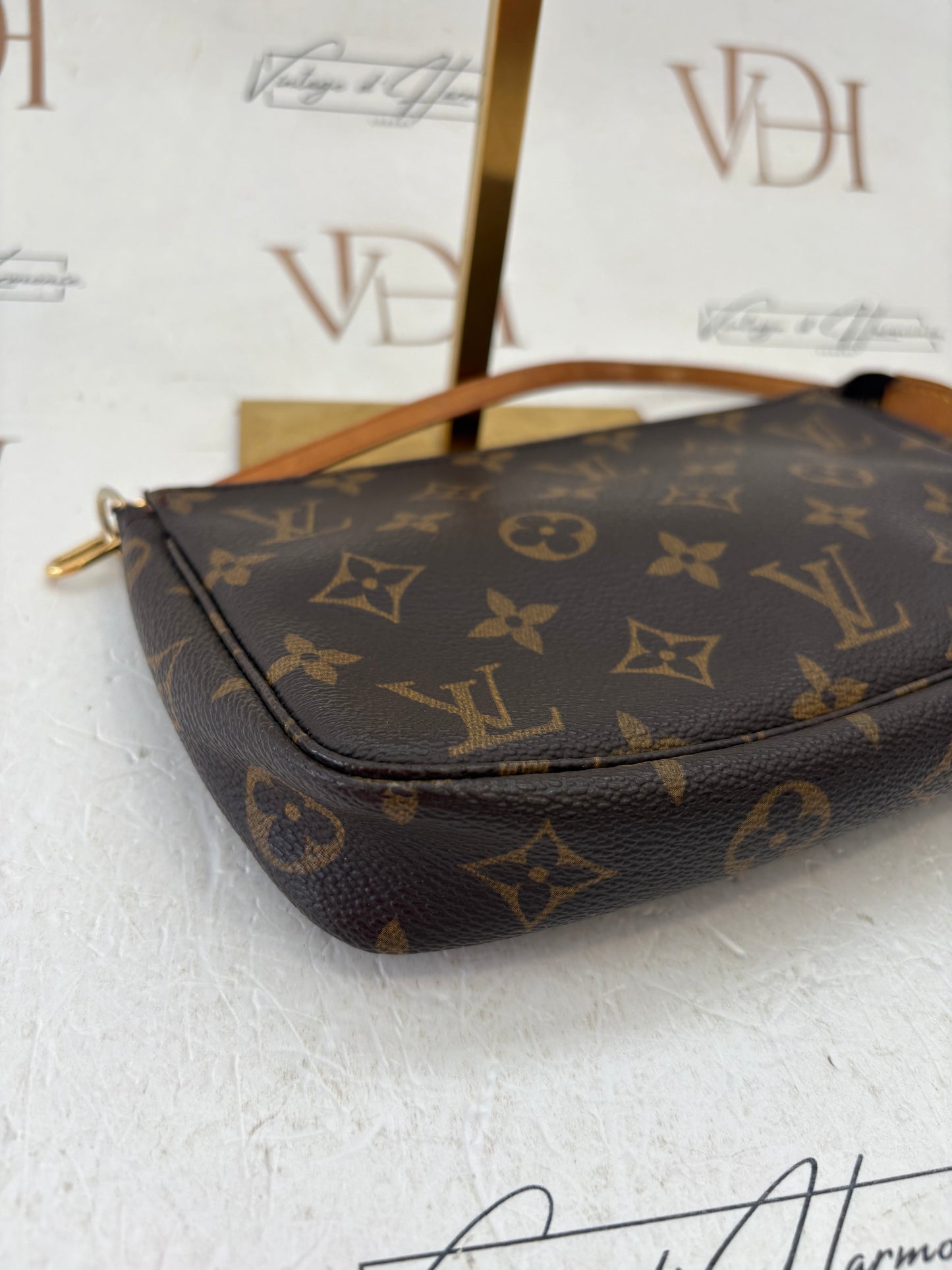 017270 - Louis Vuitton Pochette Accessoires