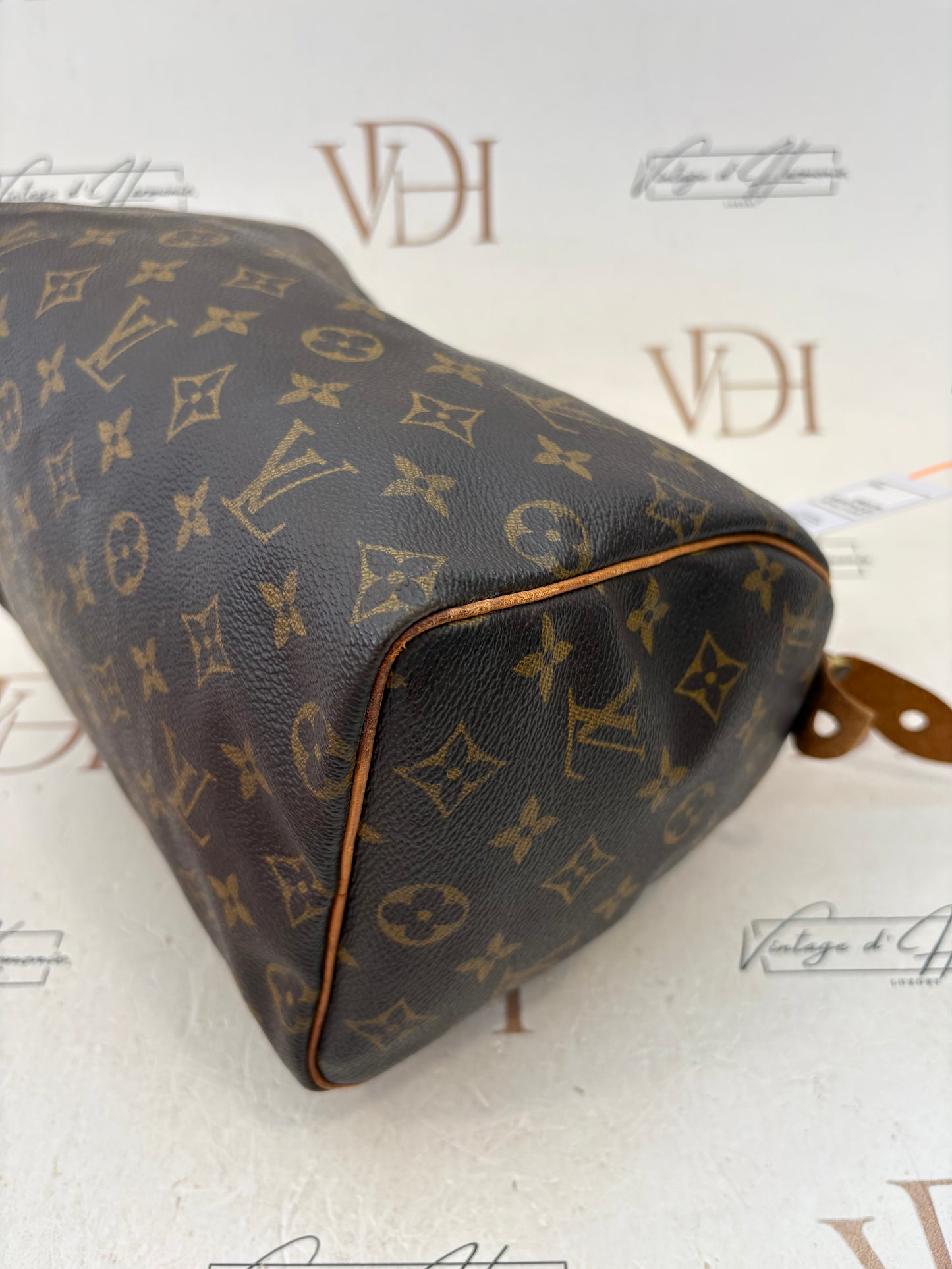 018249 - Louis Vuitton Speedy 25