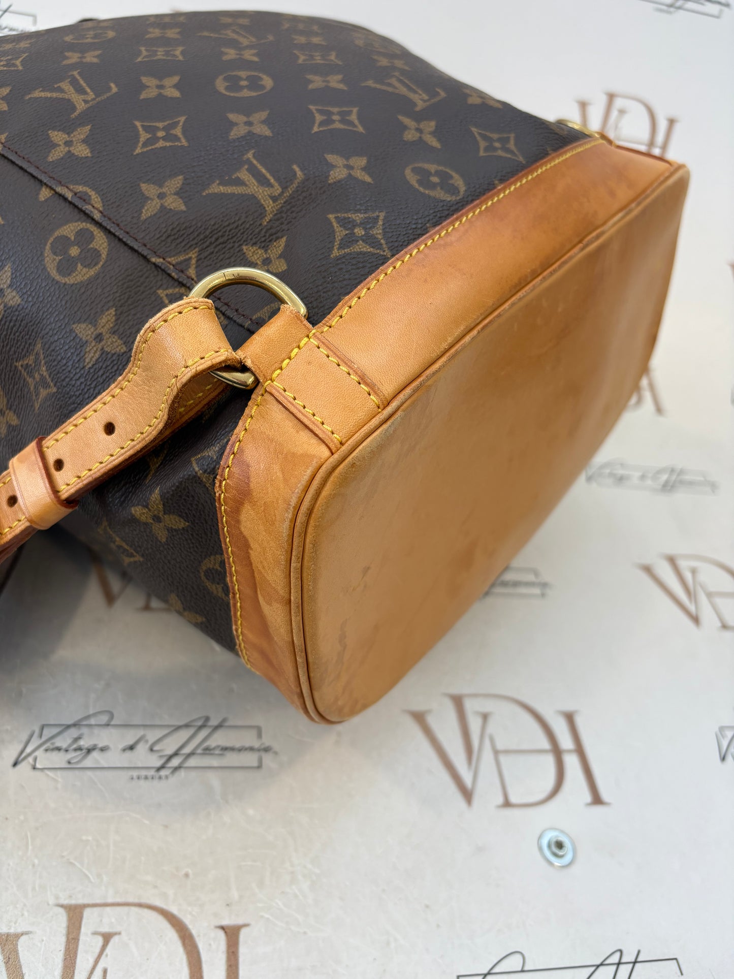 018620 - Louis Vuitton Montsouris GM