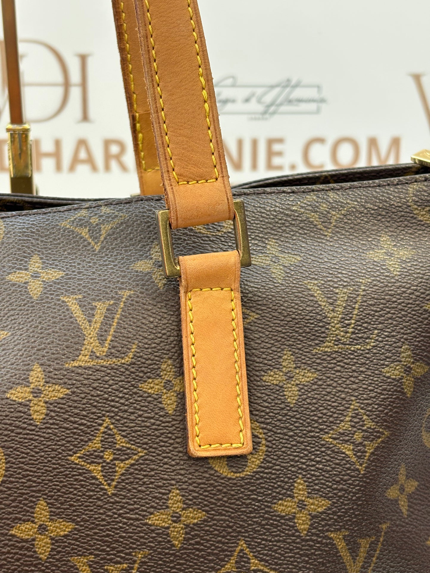 018582 - Louis Vuitton Cabas Mezzo