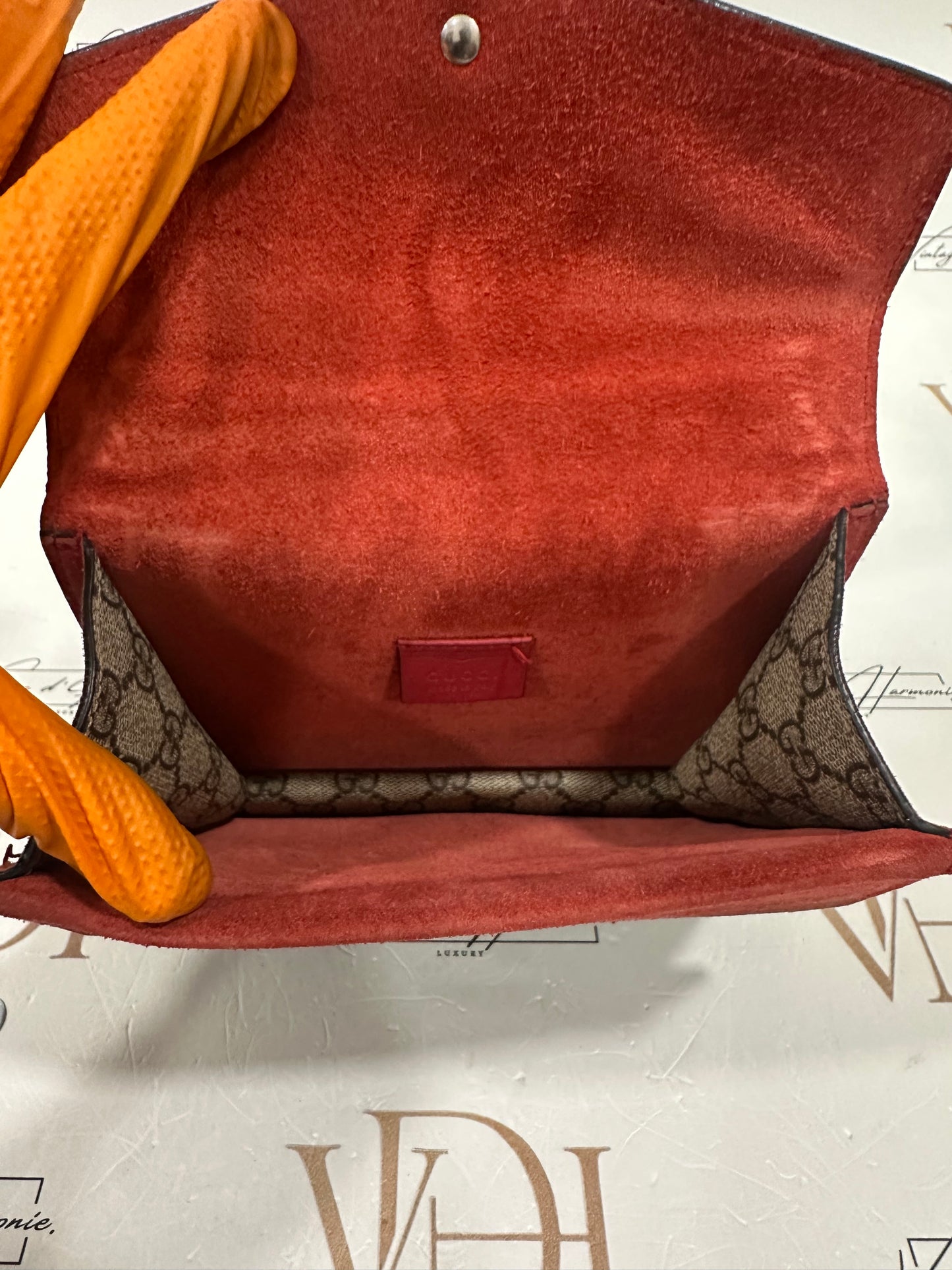 382612 - Gucci Dionysus