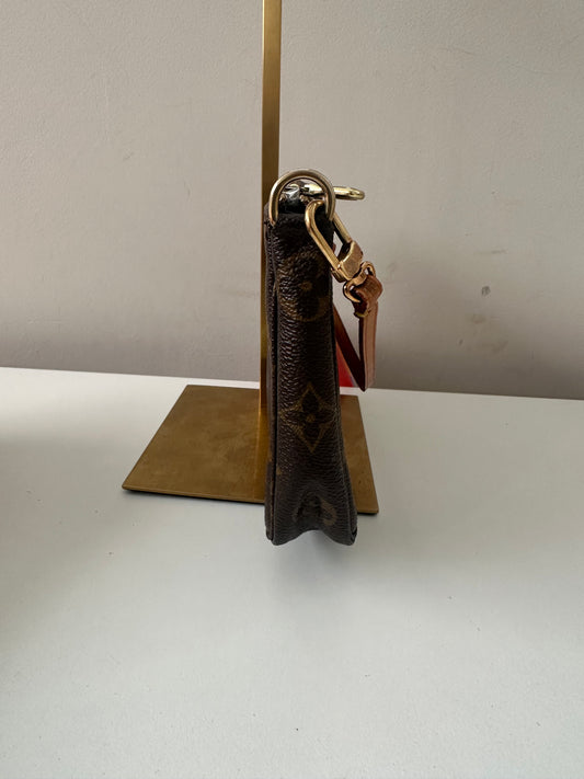 Louis Vuitton Pochette