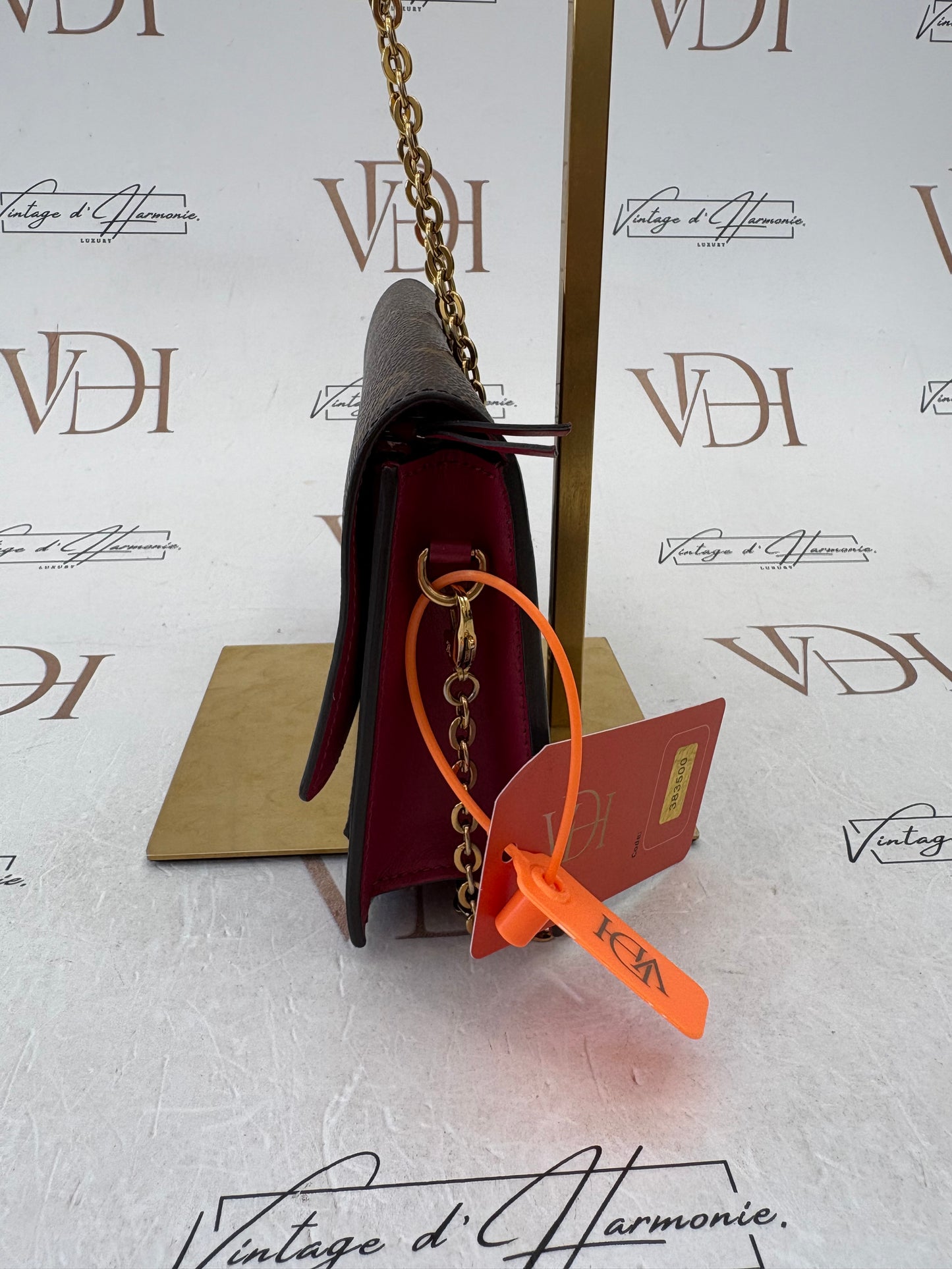 383500 - Louis Vuitton Flore