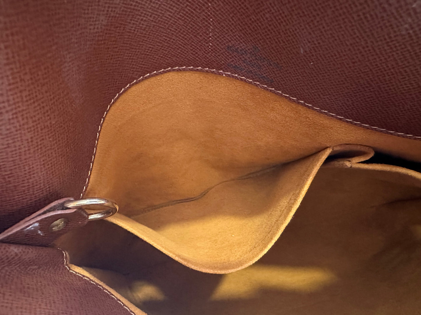 017918 - Louis Vuitton Musette