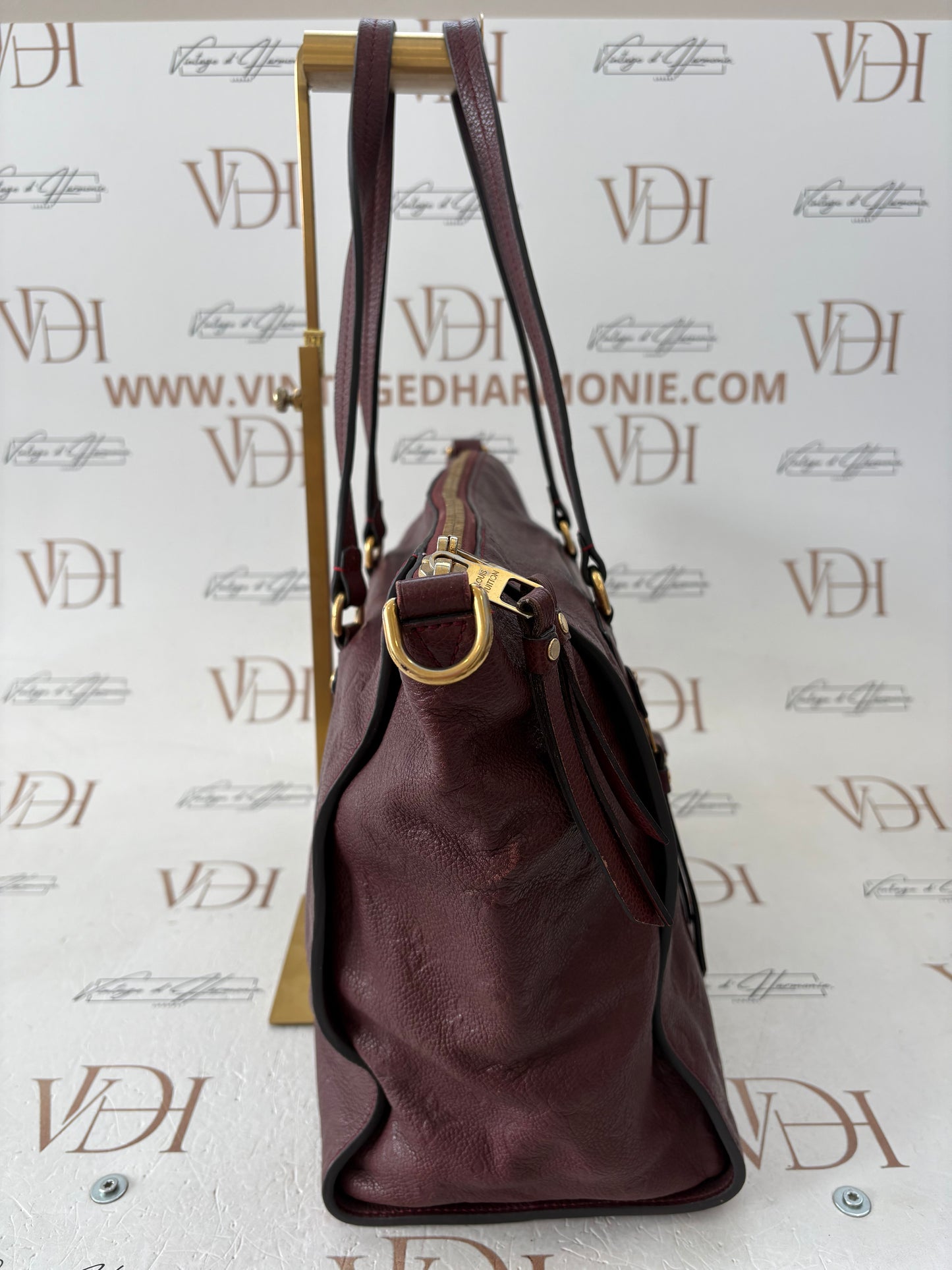 384012 - Louis Vuitton Lumineuse