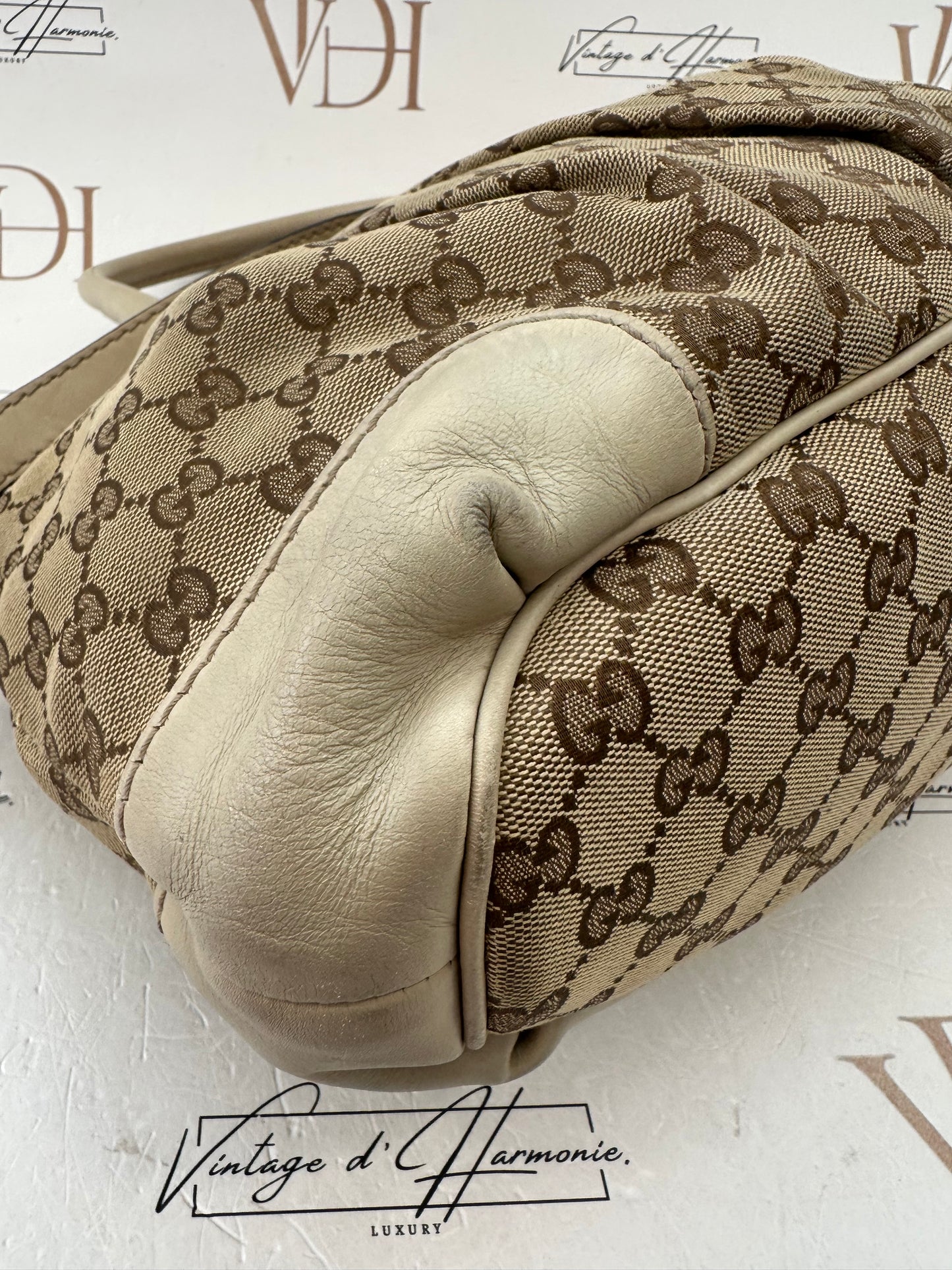 383088 - Gucci Sukey
