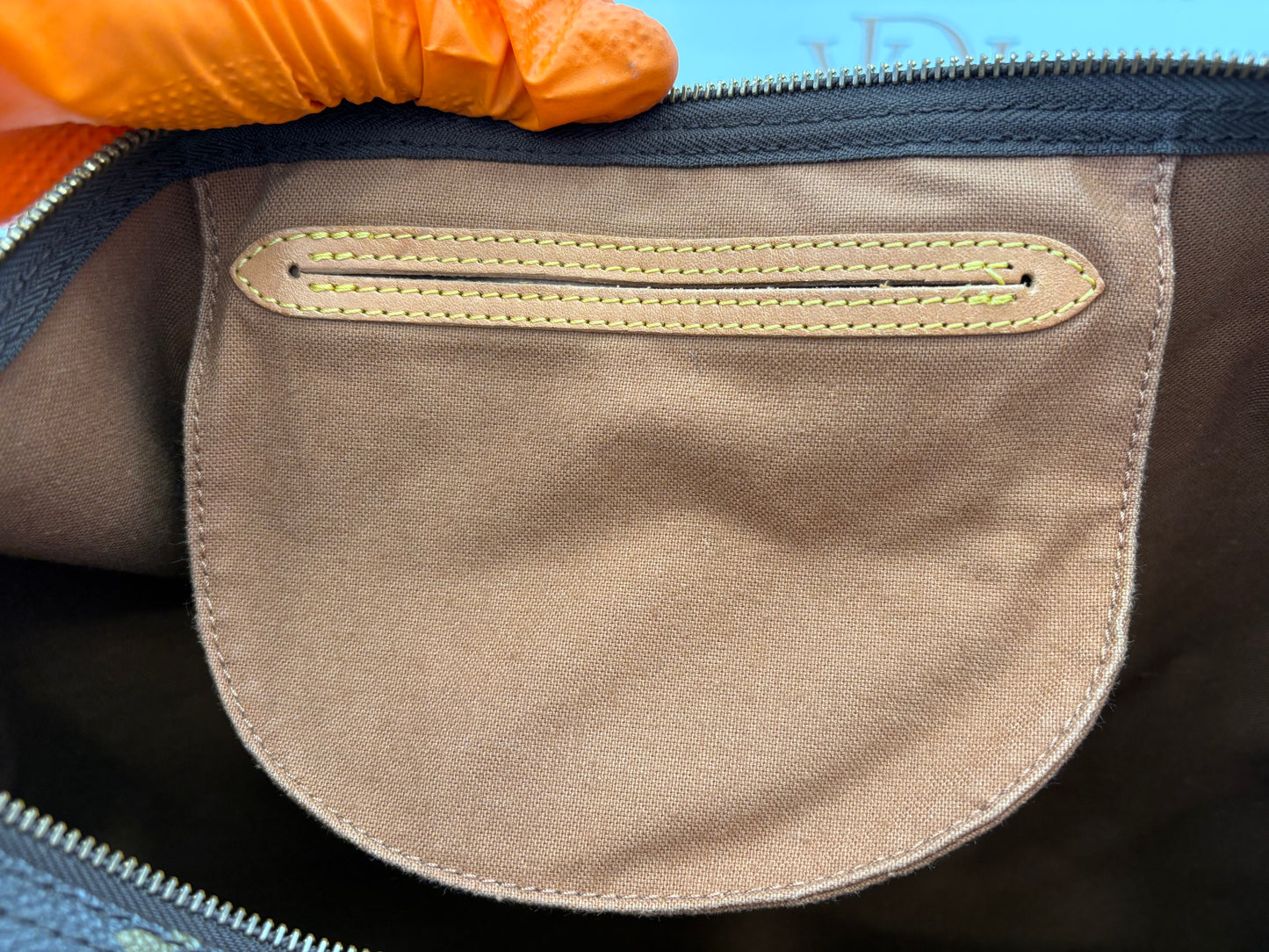 018112 - Louis Vuitton Speedy 40