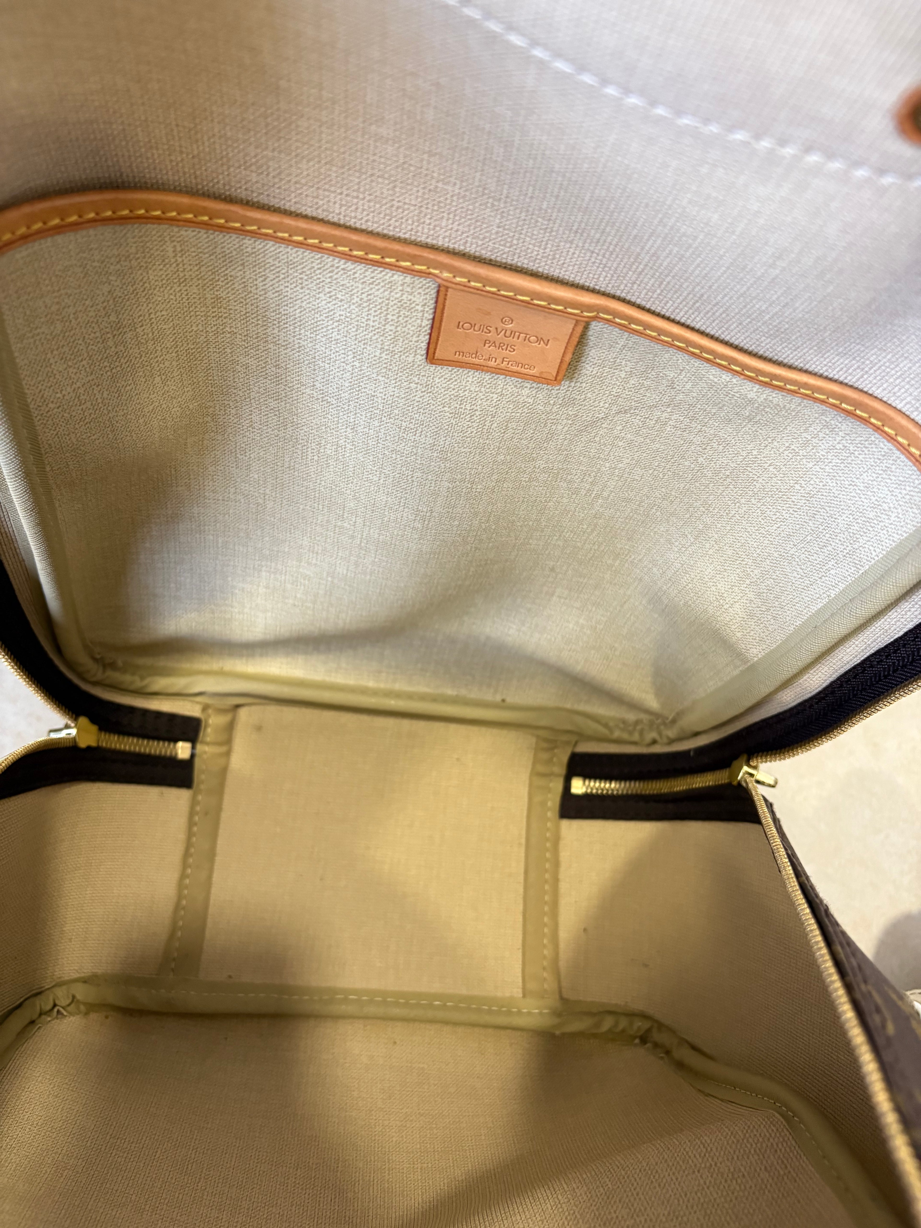 Louis Vuitton Excursion