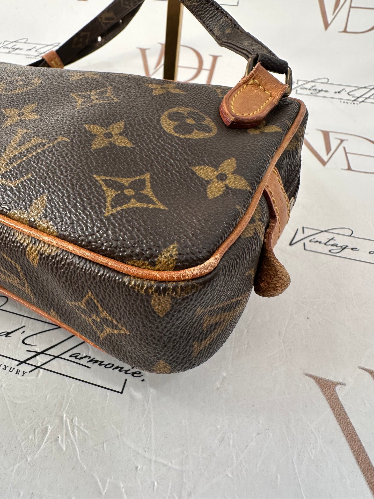 017801 - Louis Vuitton Marly Bandouliere
