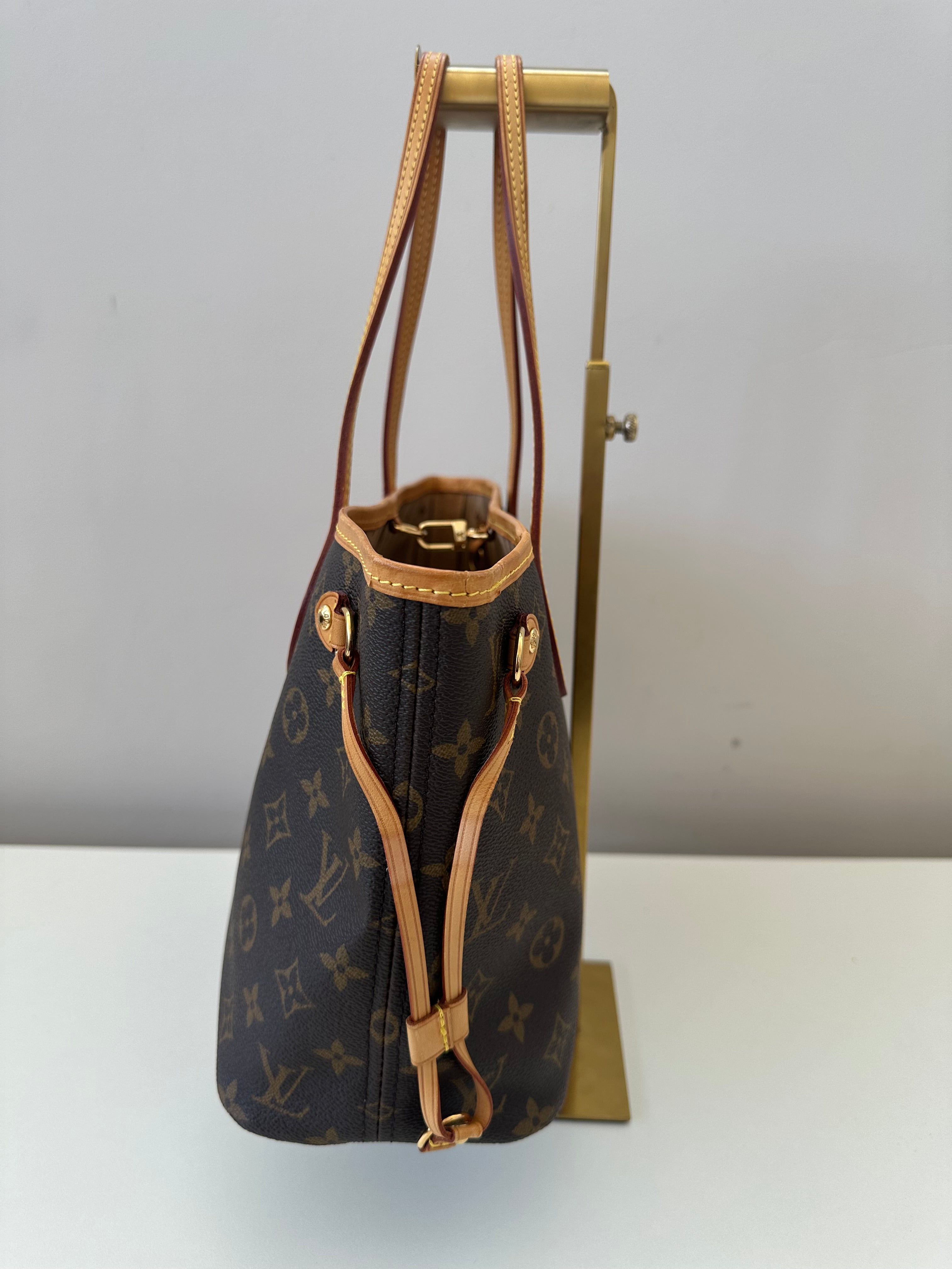 Louis Vuitton Neverfull PM