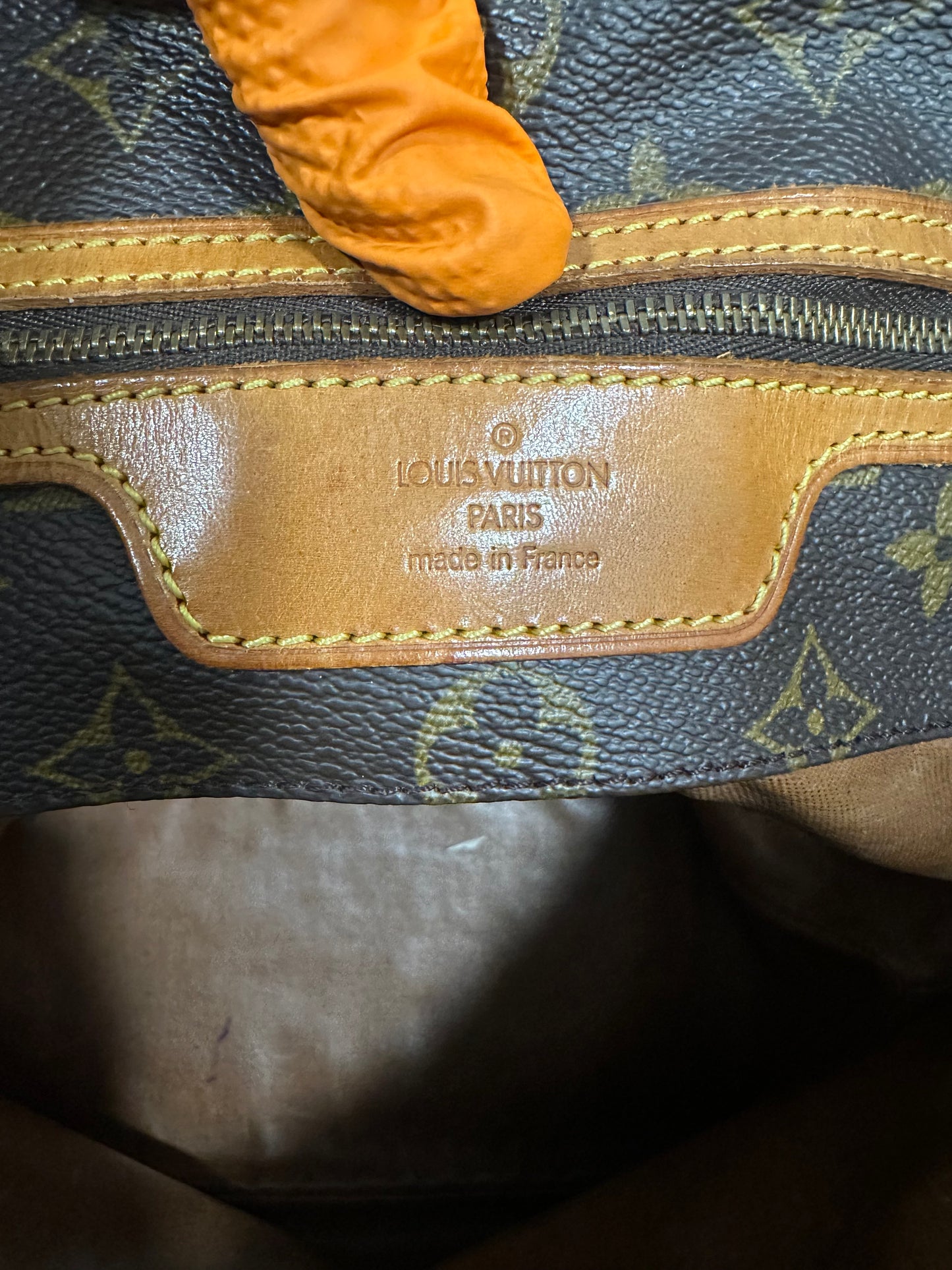 017915 - Louis Vuitton Sac Shopping