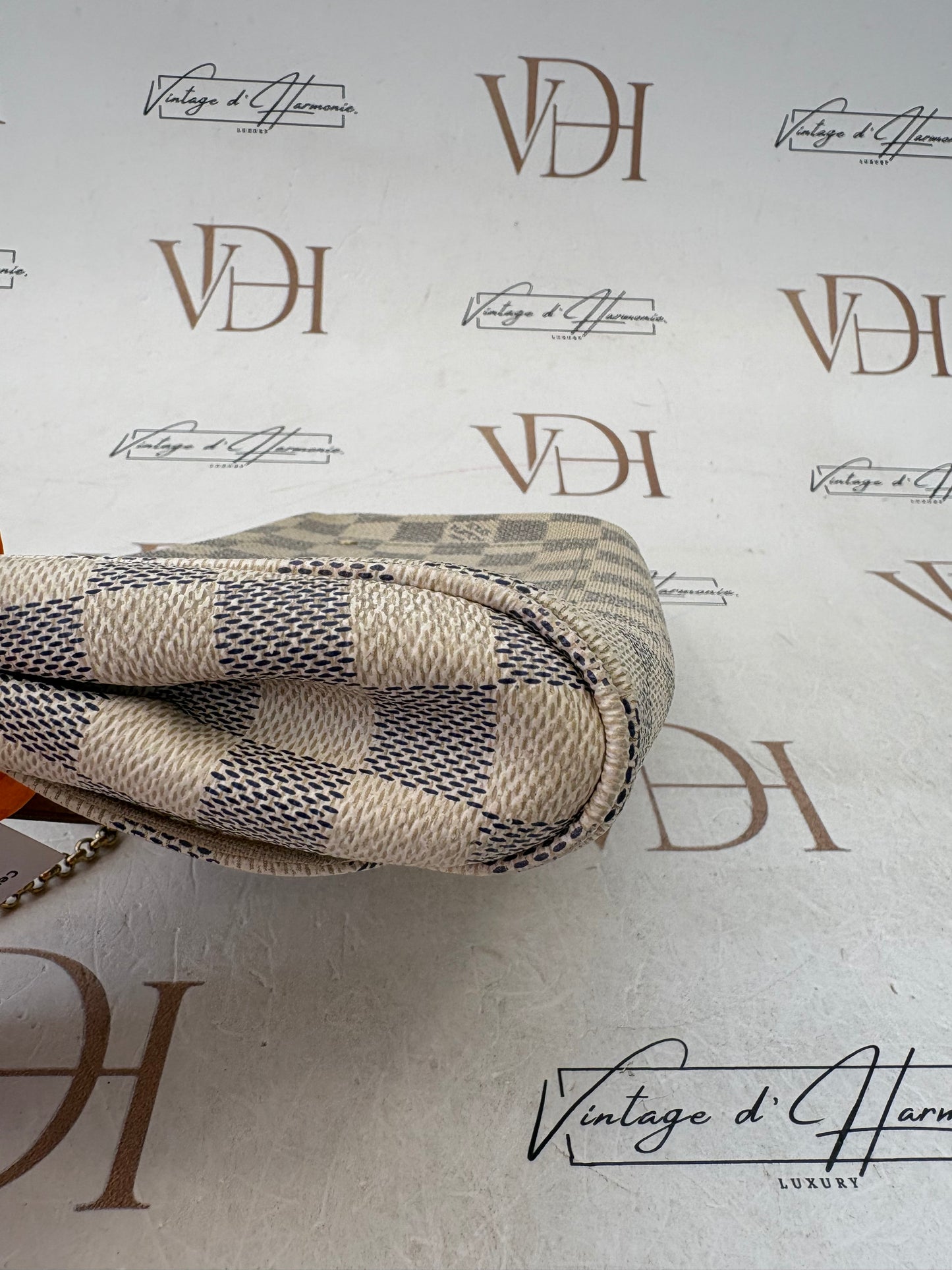 018769 - Louis Vuitton Damier Azur Favorite