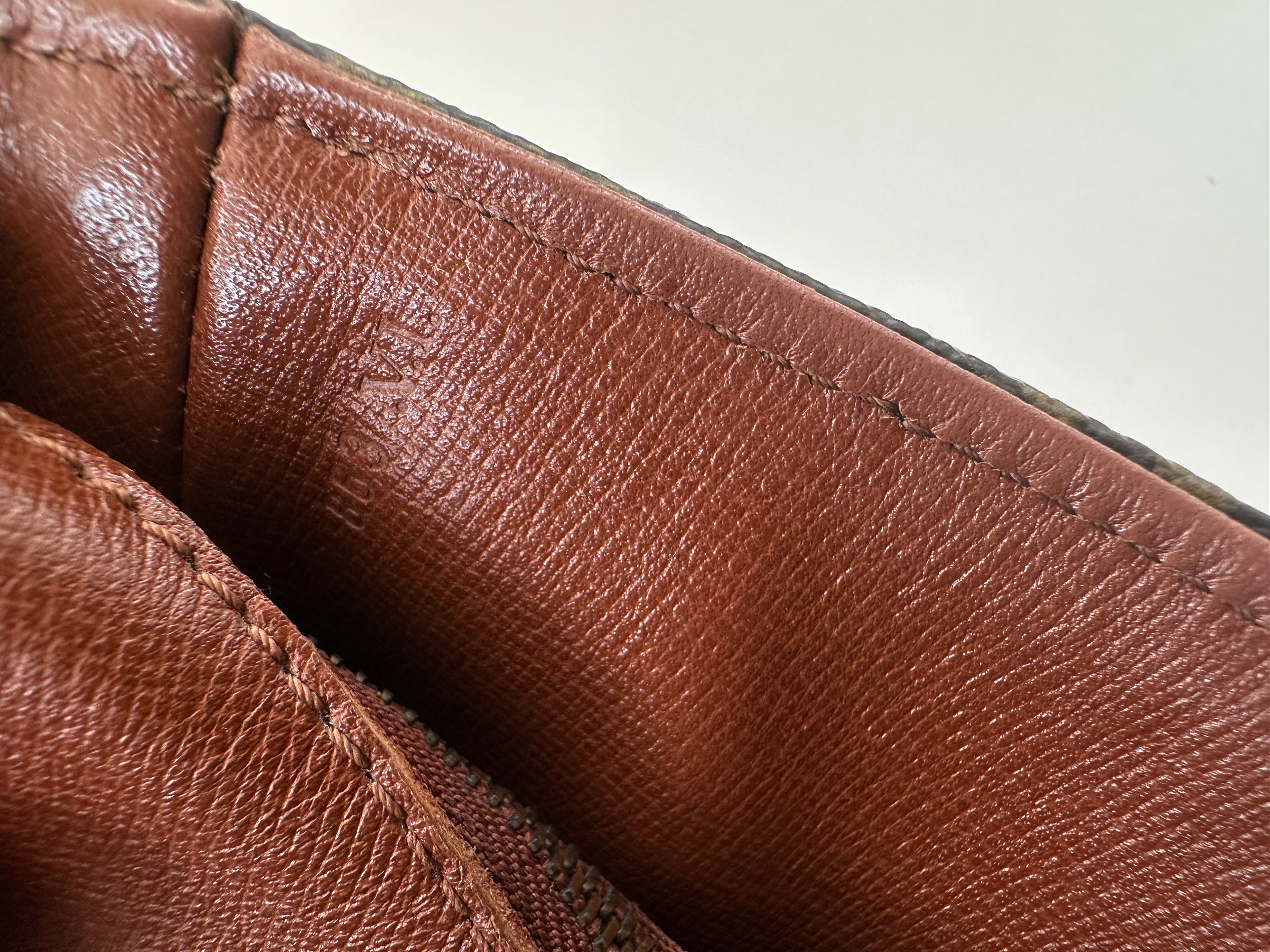 Louis Vuitton Chantilly PM