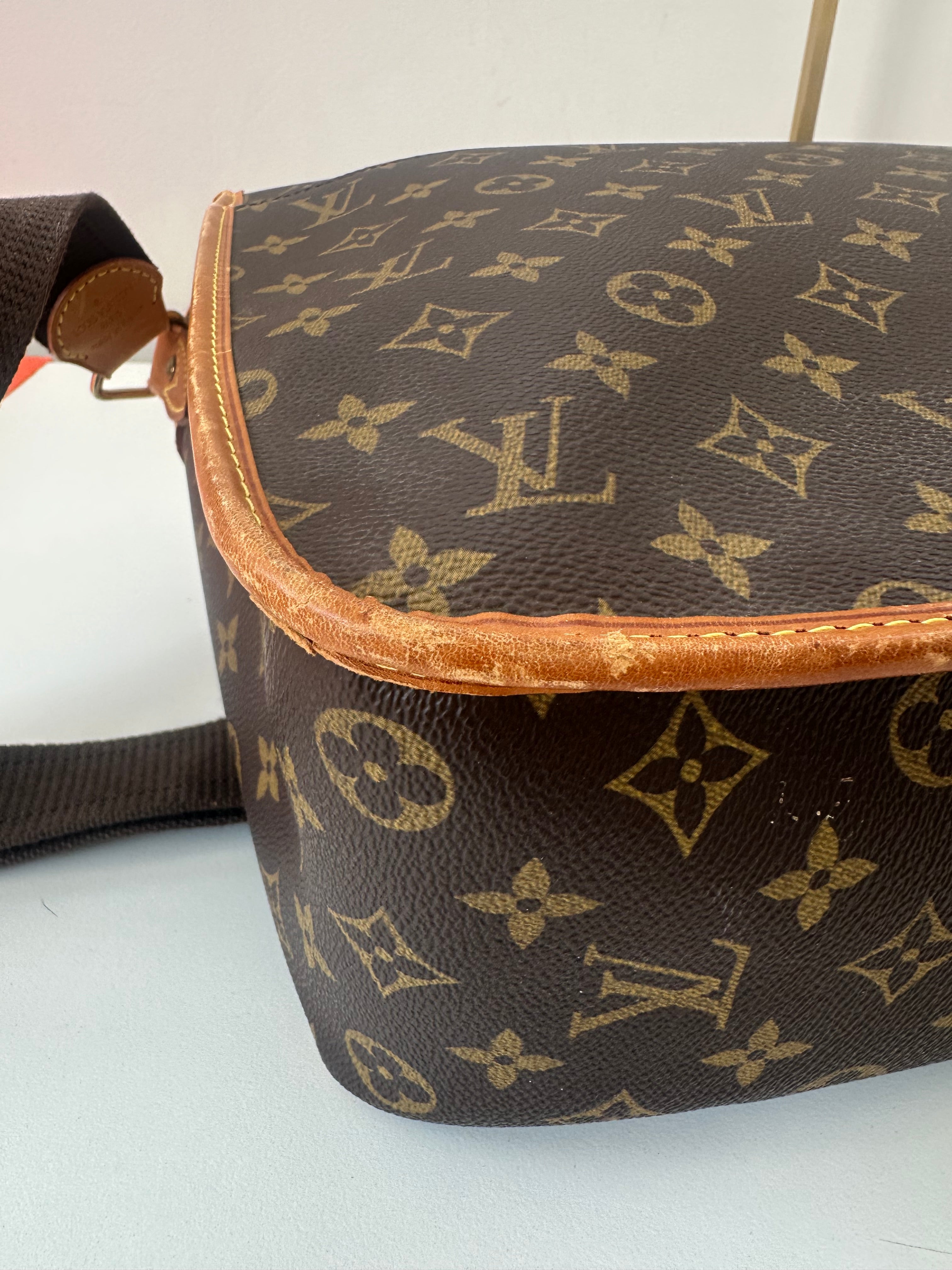Louis Vuitton Messenger GM