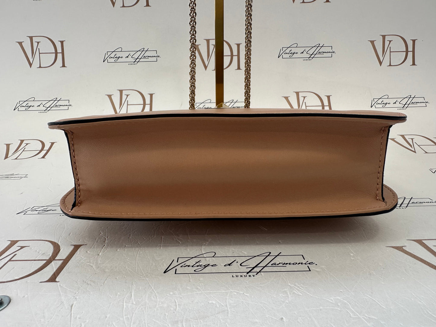 382487 - Valentino Glam Lock