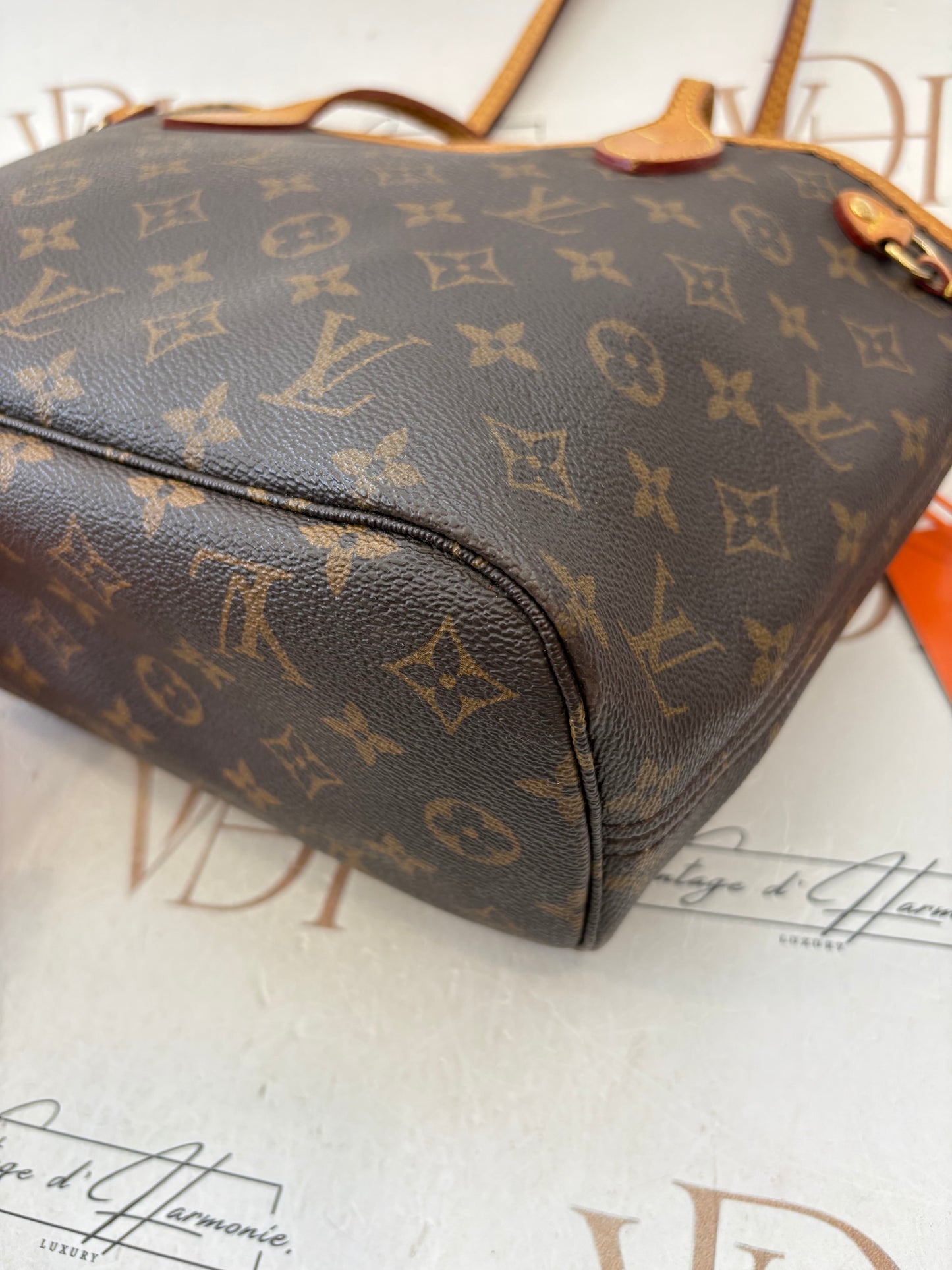 018855 - Louis Vuitton Neverfull PM