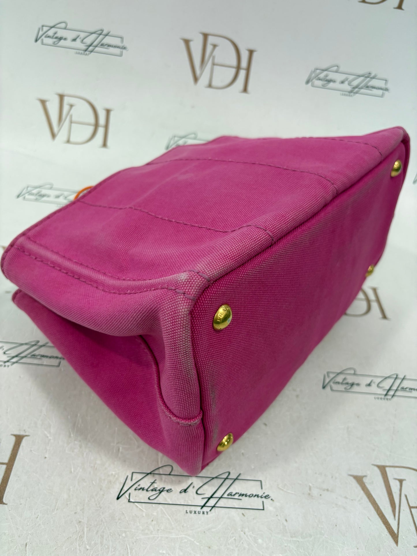 018335 - Prada Canapa