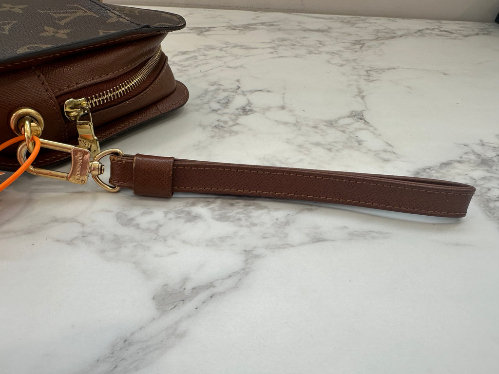 Louis Vuitton Orsay Clutch