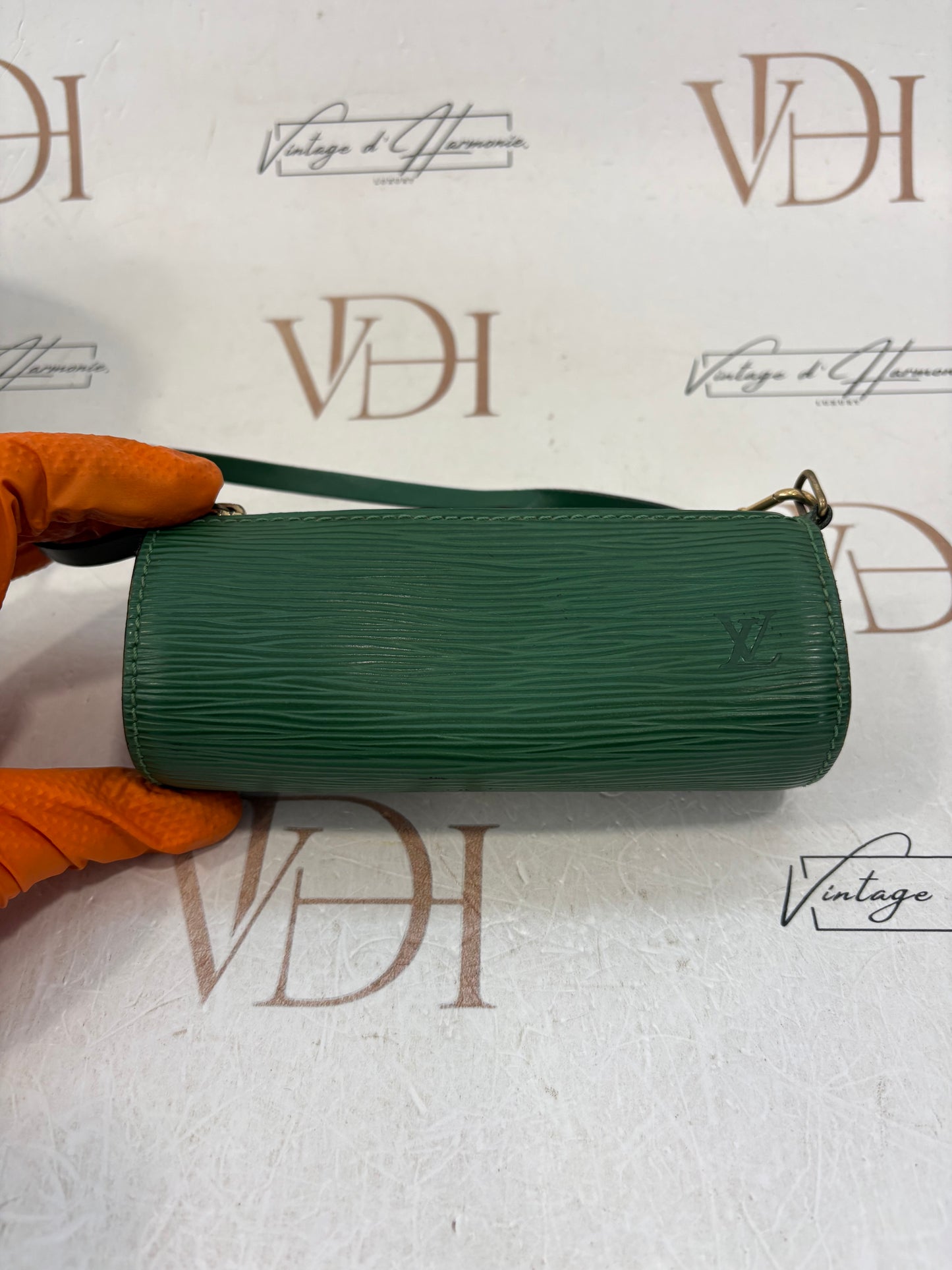 018206 - Louis Vuitton Green Epi