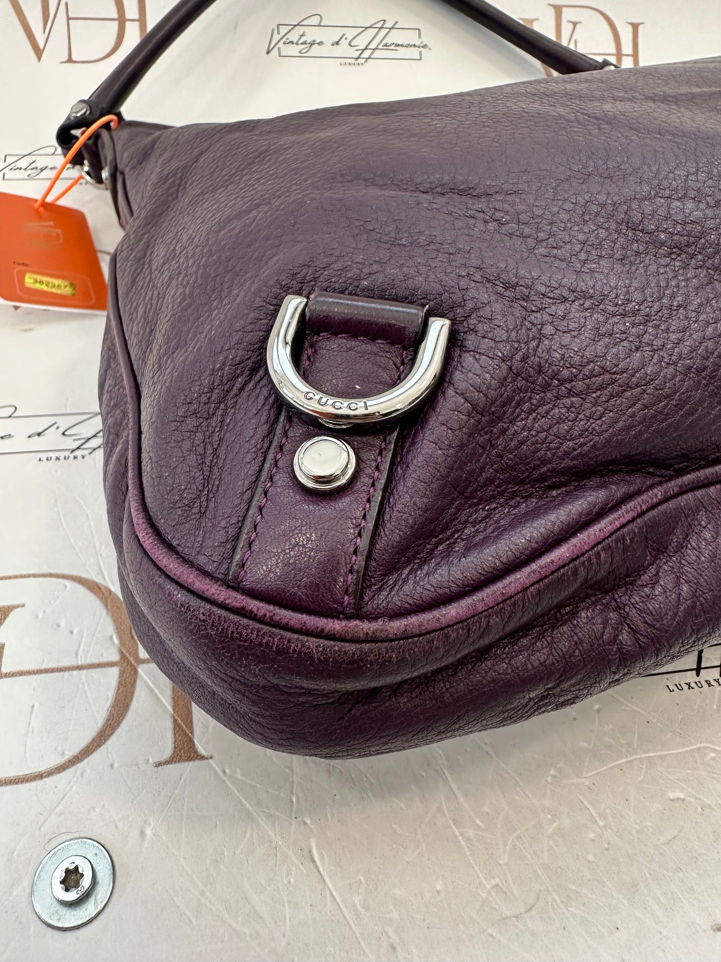 382387 - Gucci Abbey
