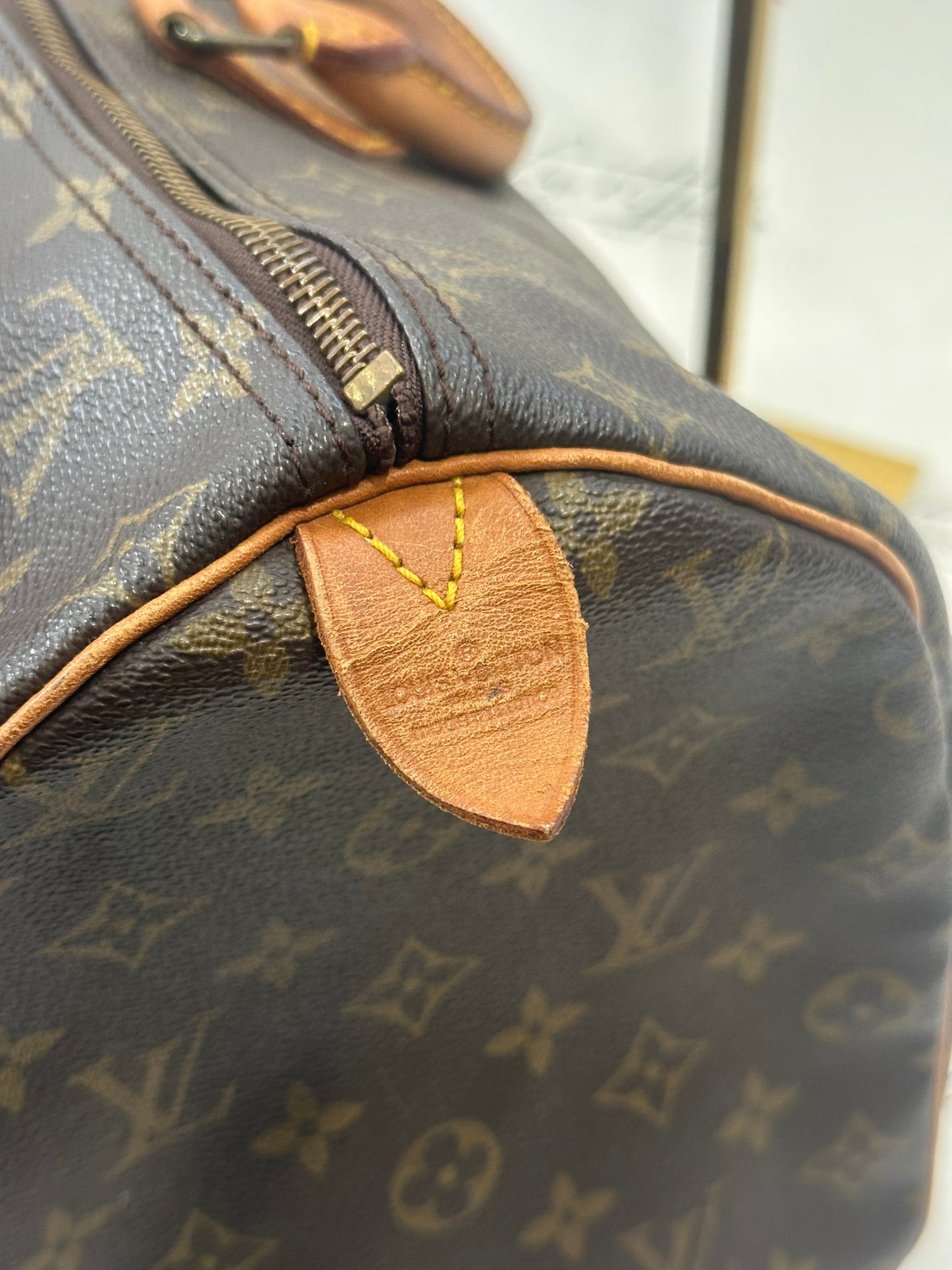 018759 - Louis Vuitton Speedy 40