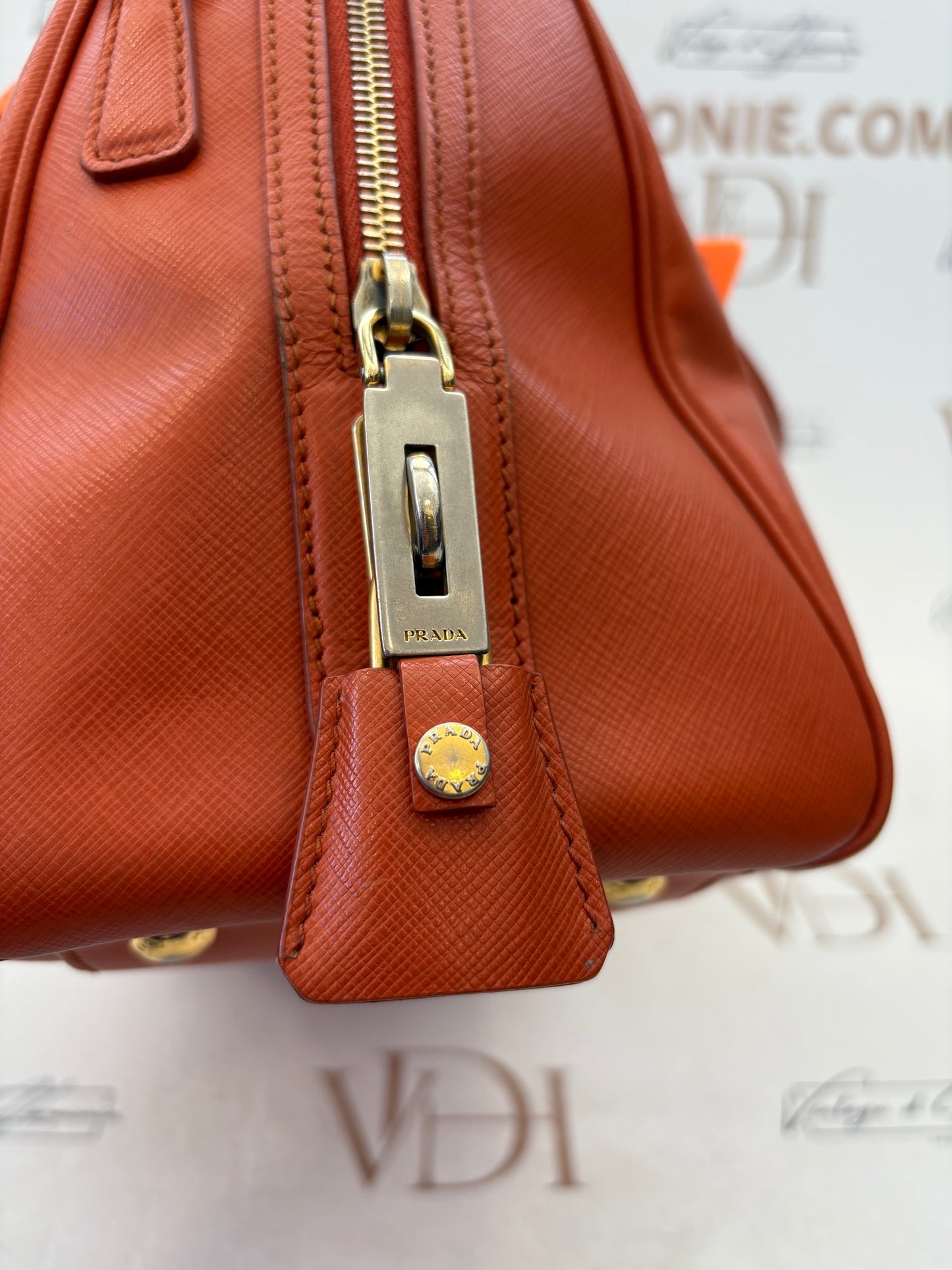 383520 - Prada Orange