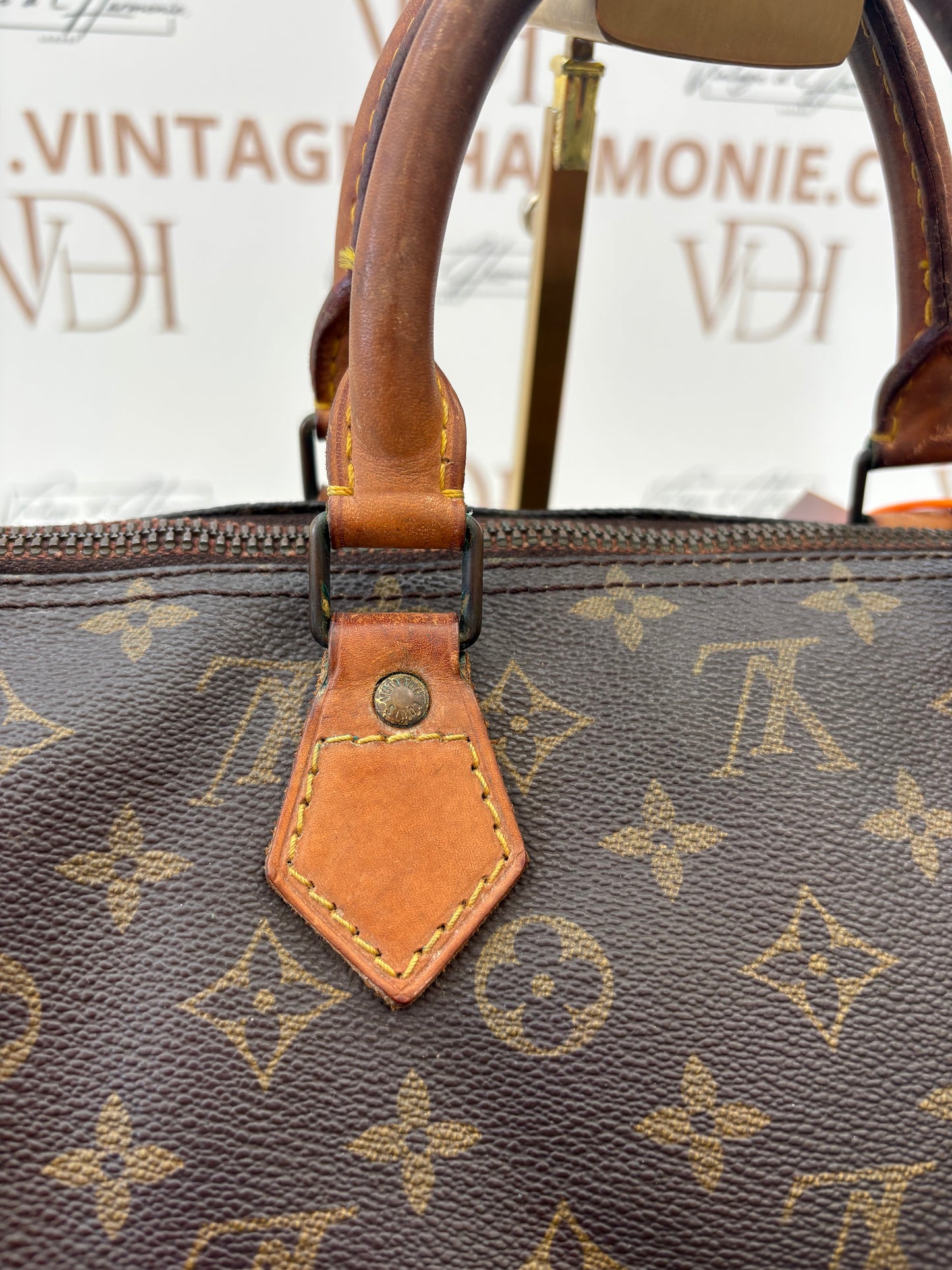 018997 - Louis Vuitton Speedy 40