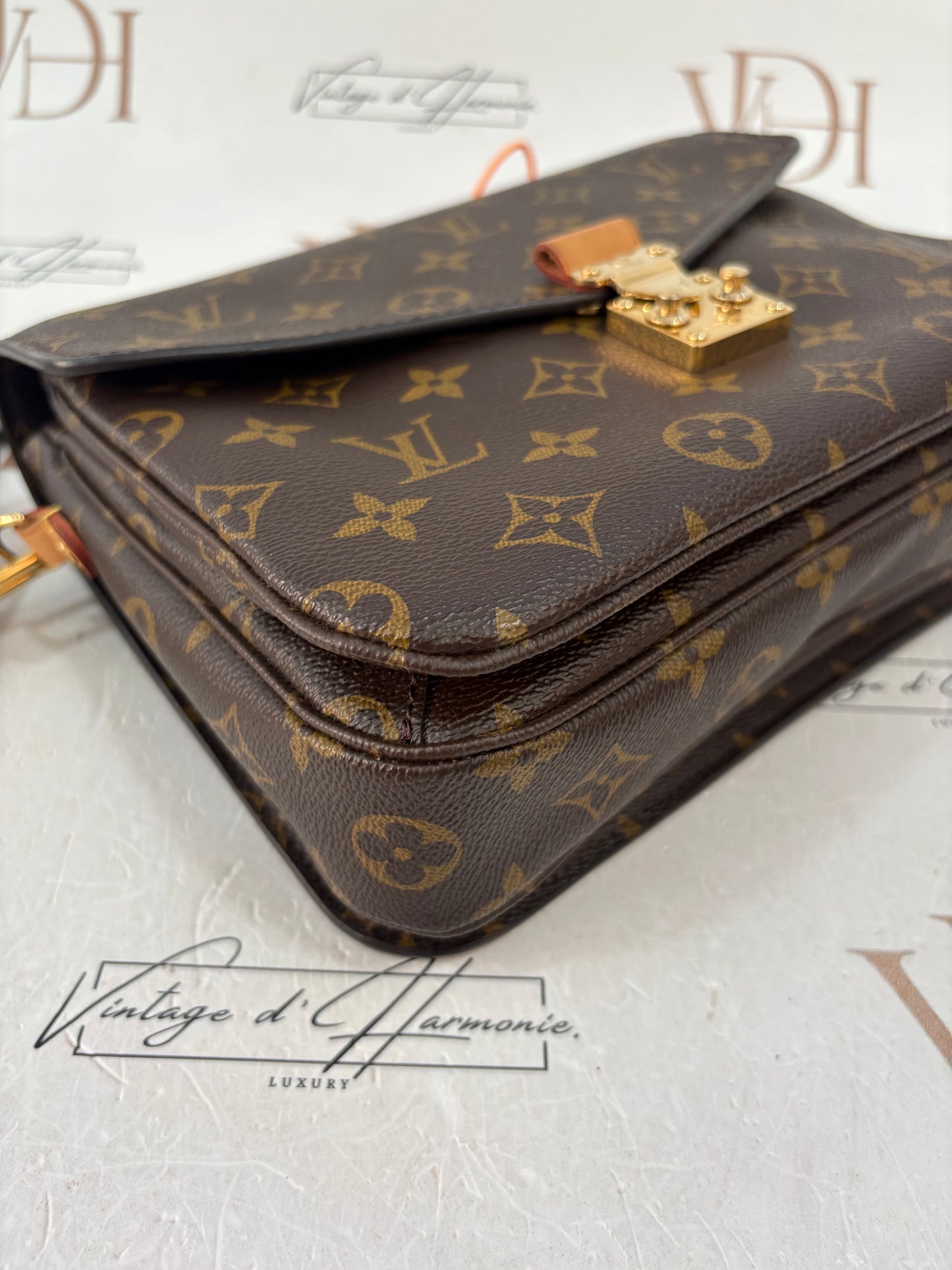 383645 - Louis Vuitton Metis