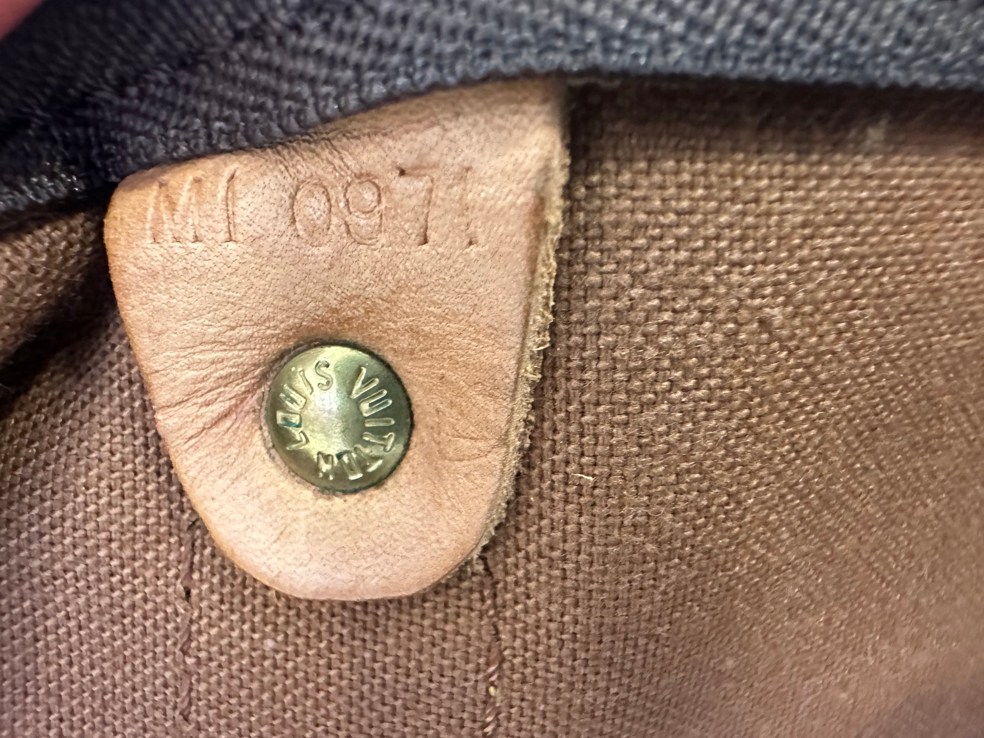 Louis Vuitton Keepall 55