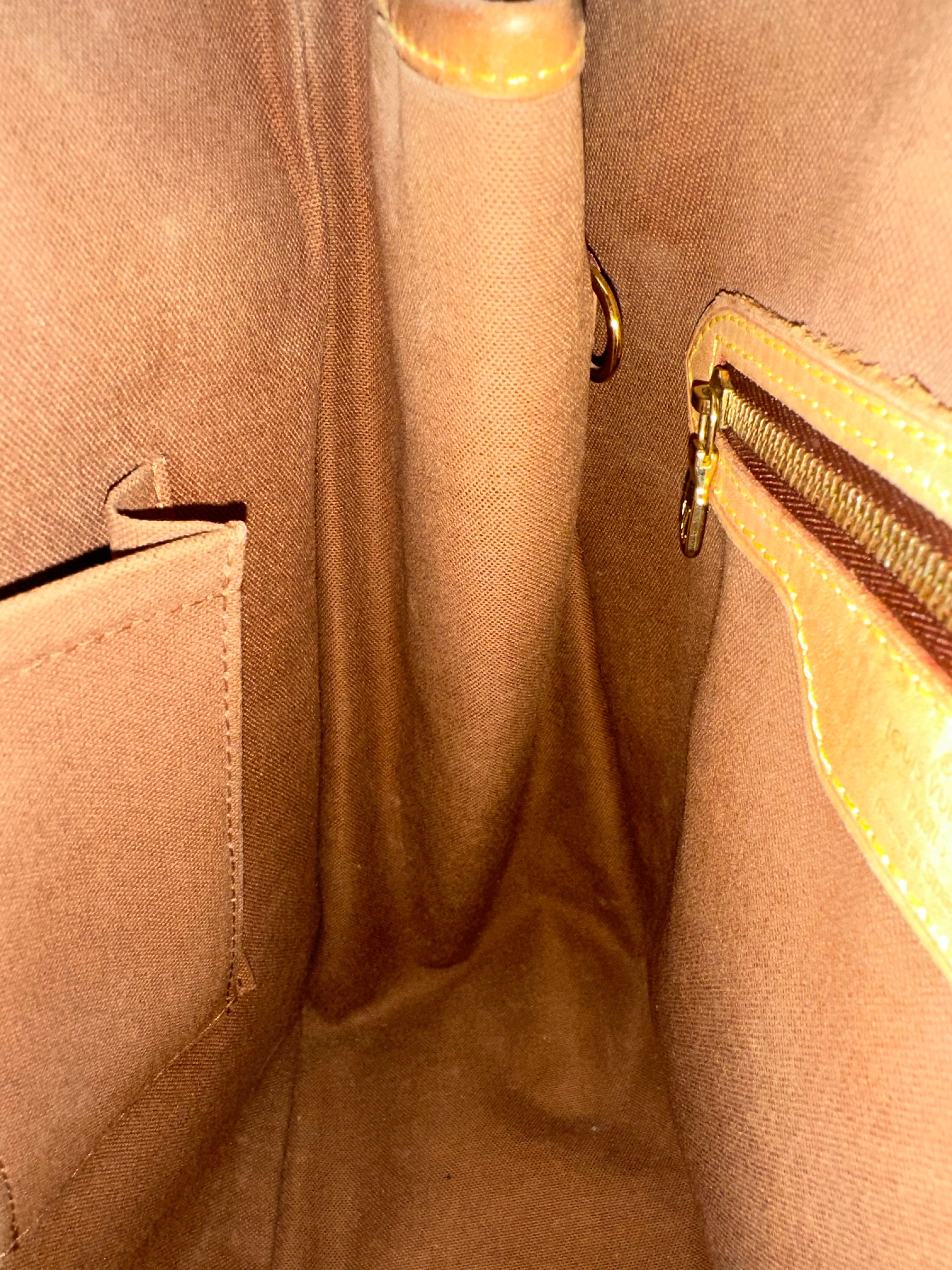 Louis Vuitton Batignolles Vertical