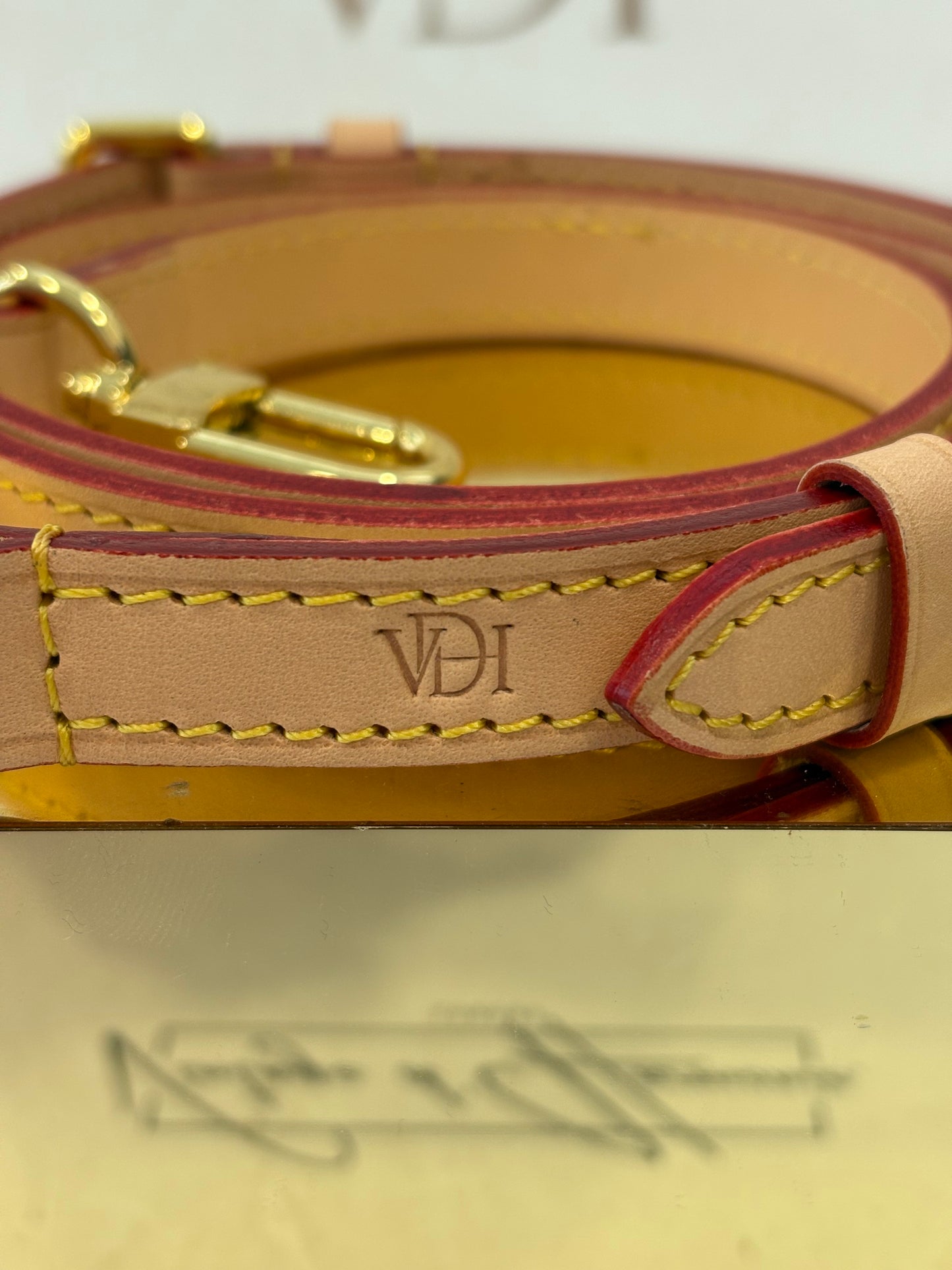 017015 - VDH - Tracolla in Vacchetta
