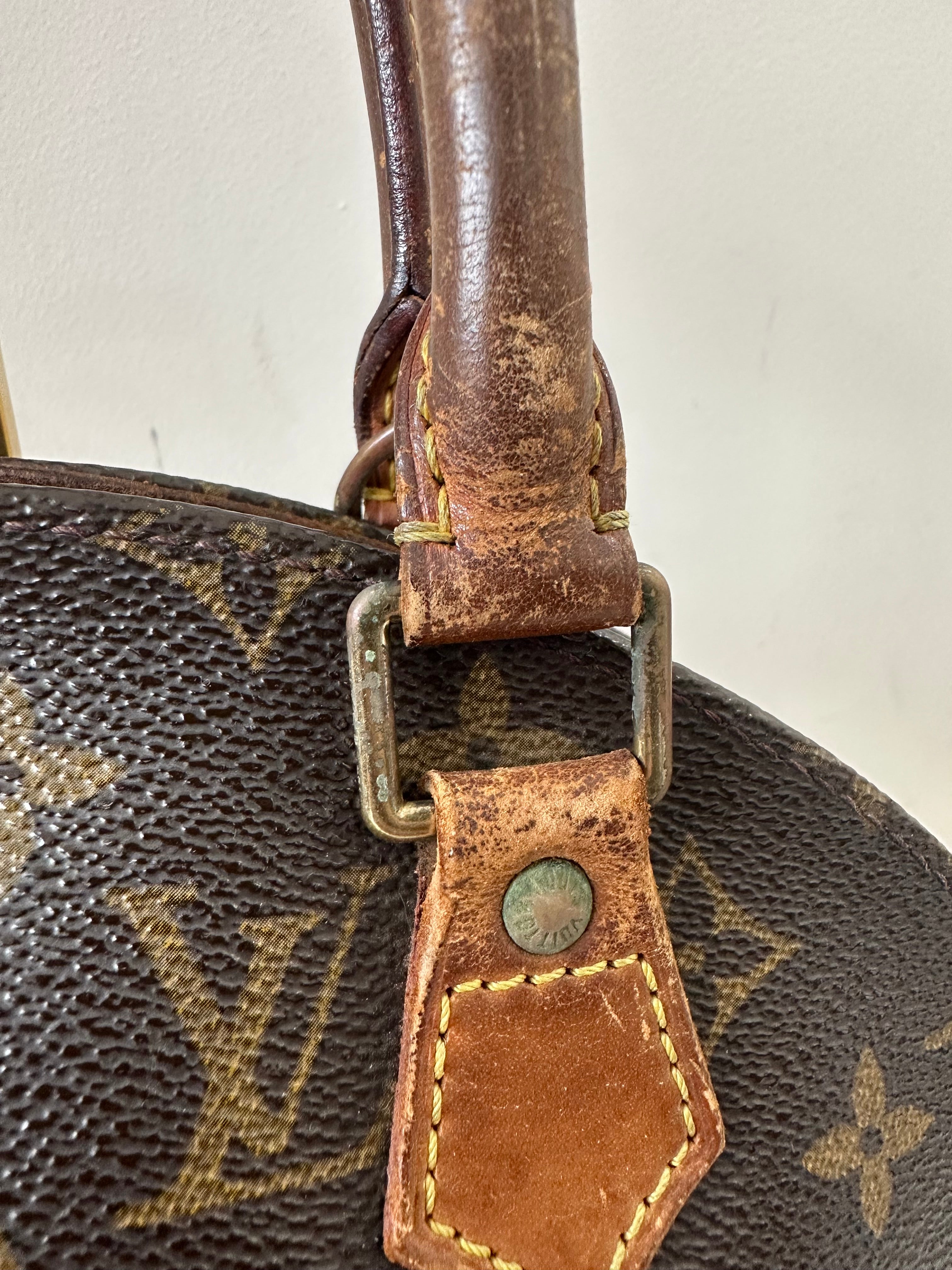 Louis Vuitton Ellipse PM