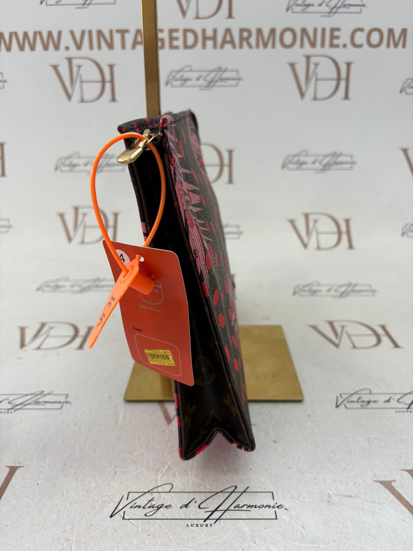 384009 - Louis Vuitton Pochette
