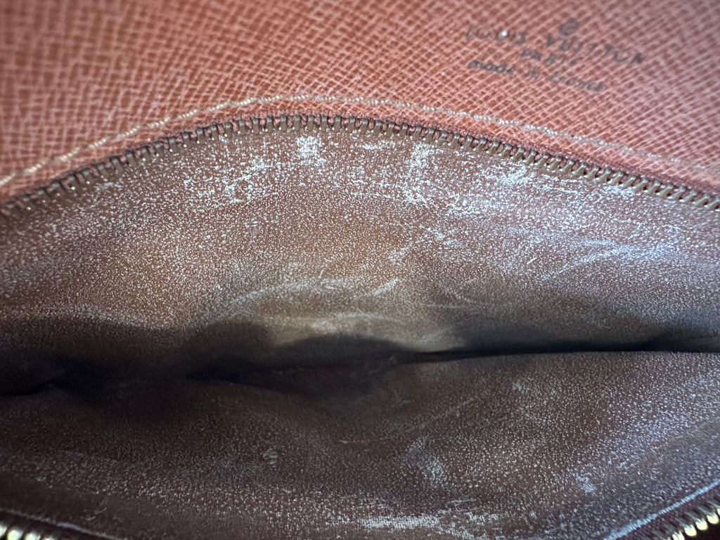 Louis Vuitton Monceau 28