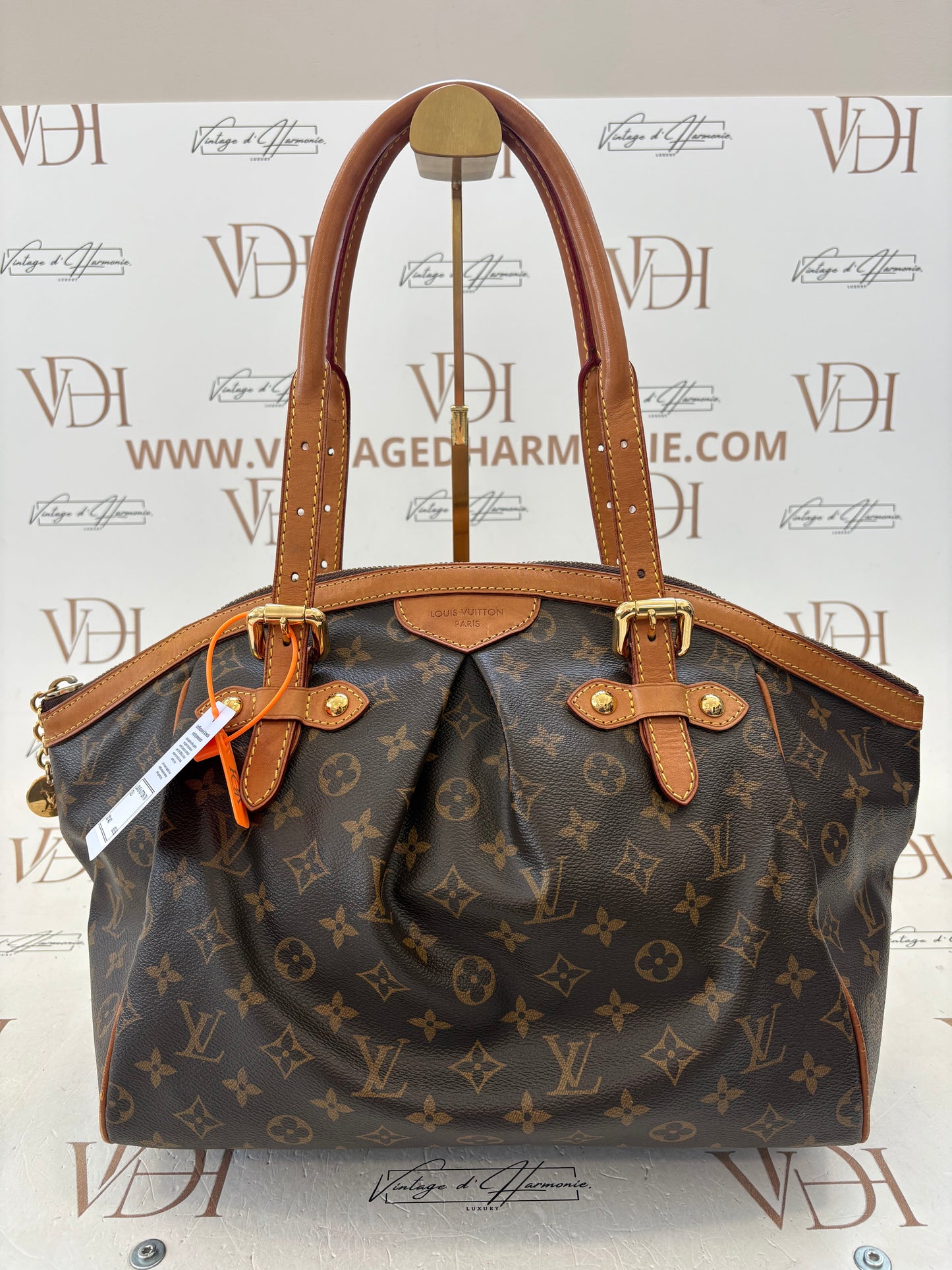 201401 - Louis Vuitton Tivoli