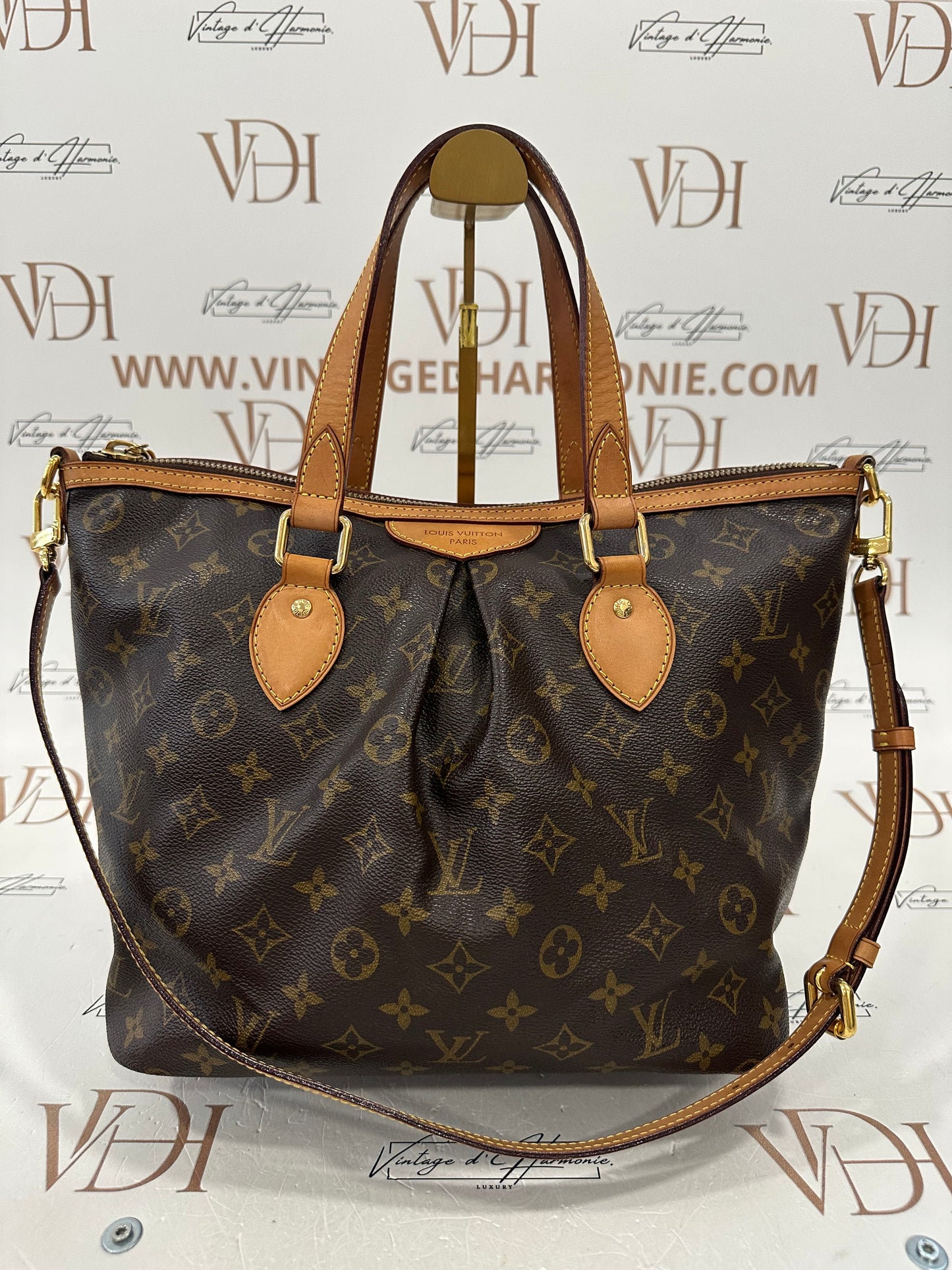 382818 - Louis Vuitton Palermo