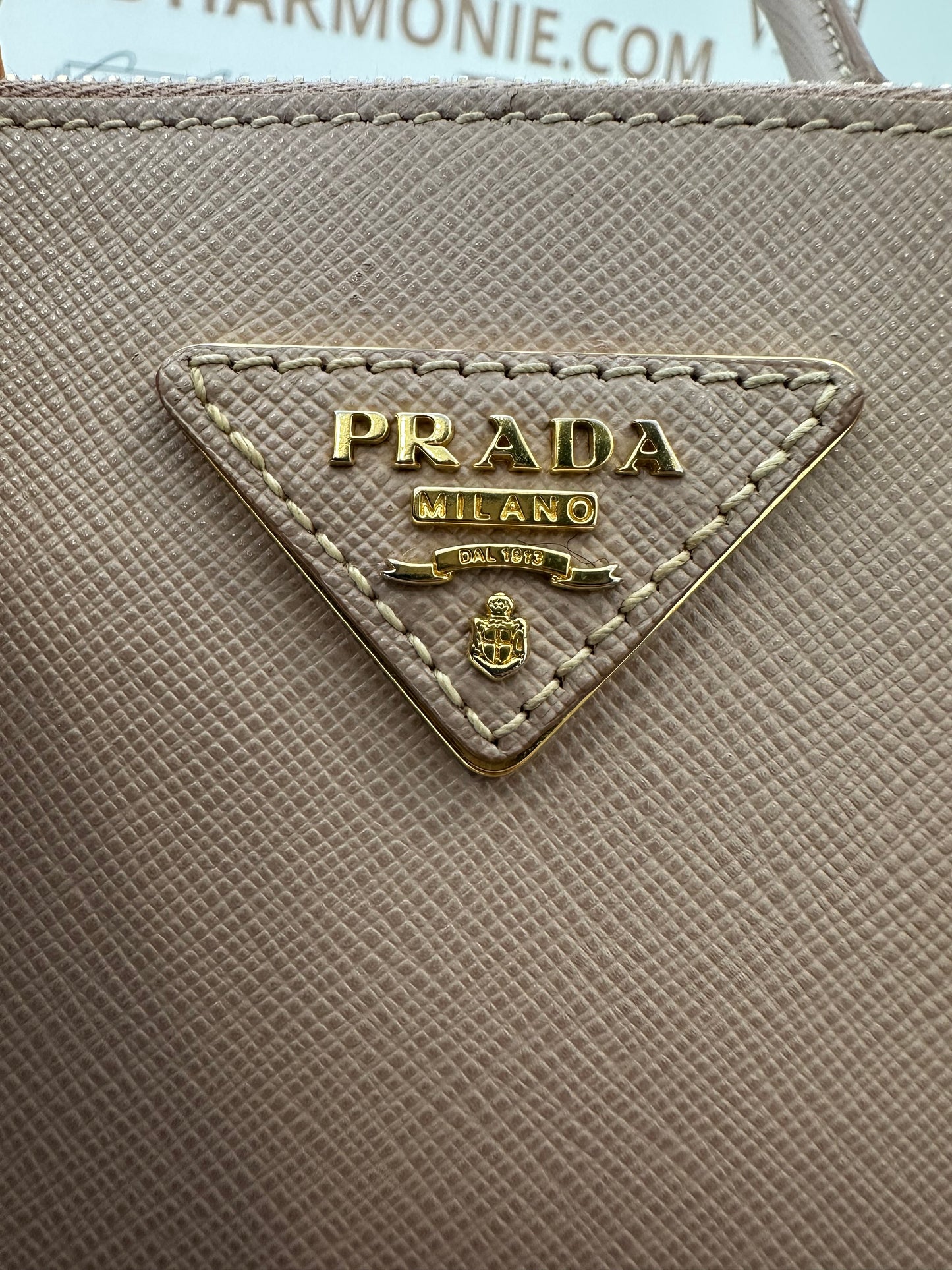 383142 - Prada Galleria