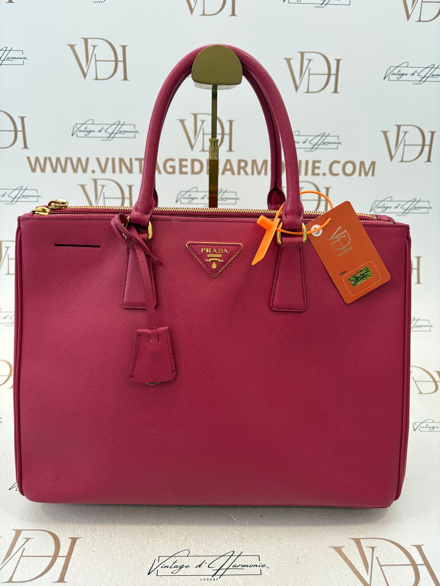 201023 - Prada Galleria Pink