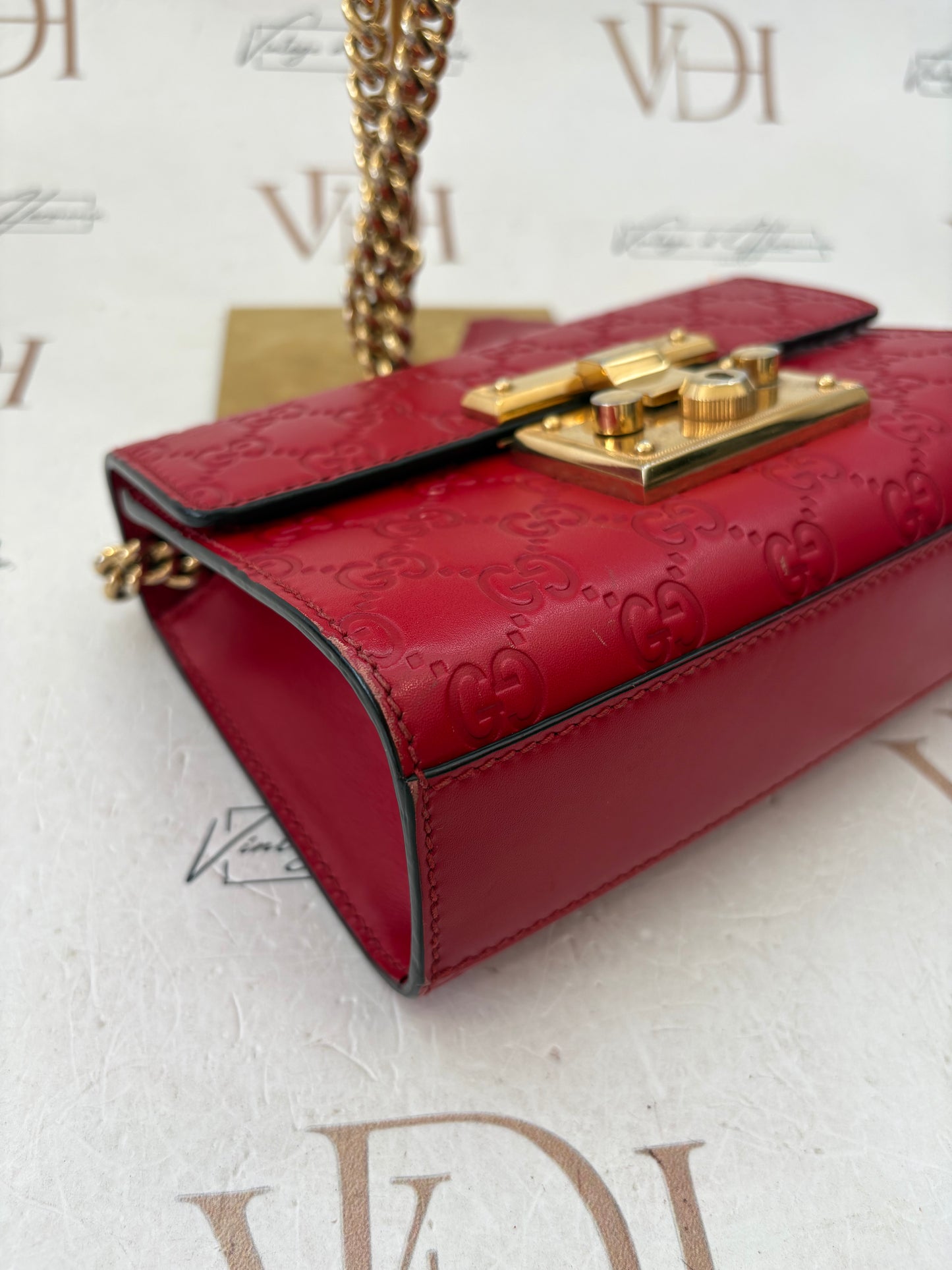 384282 - Gucci Padlock