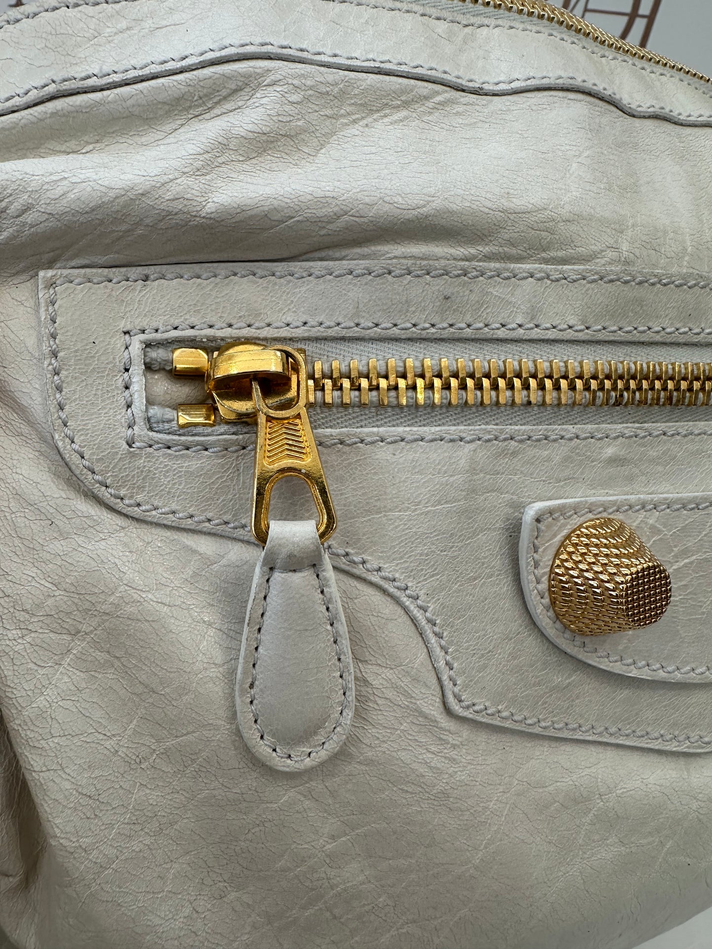 017790 - Balenciaga White Giant
