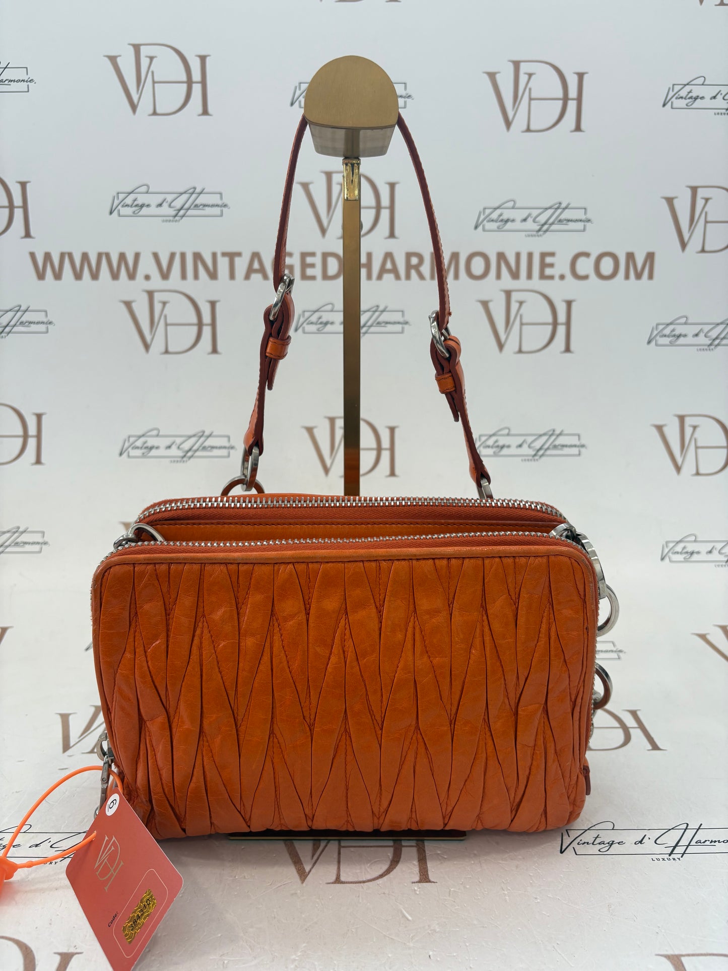 384310 - Miu Miu Orange