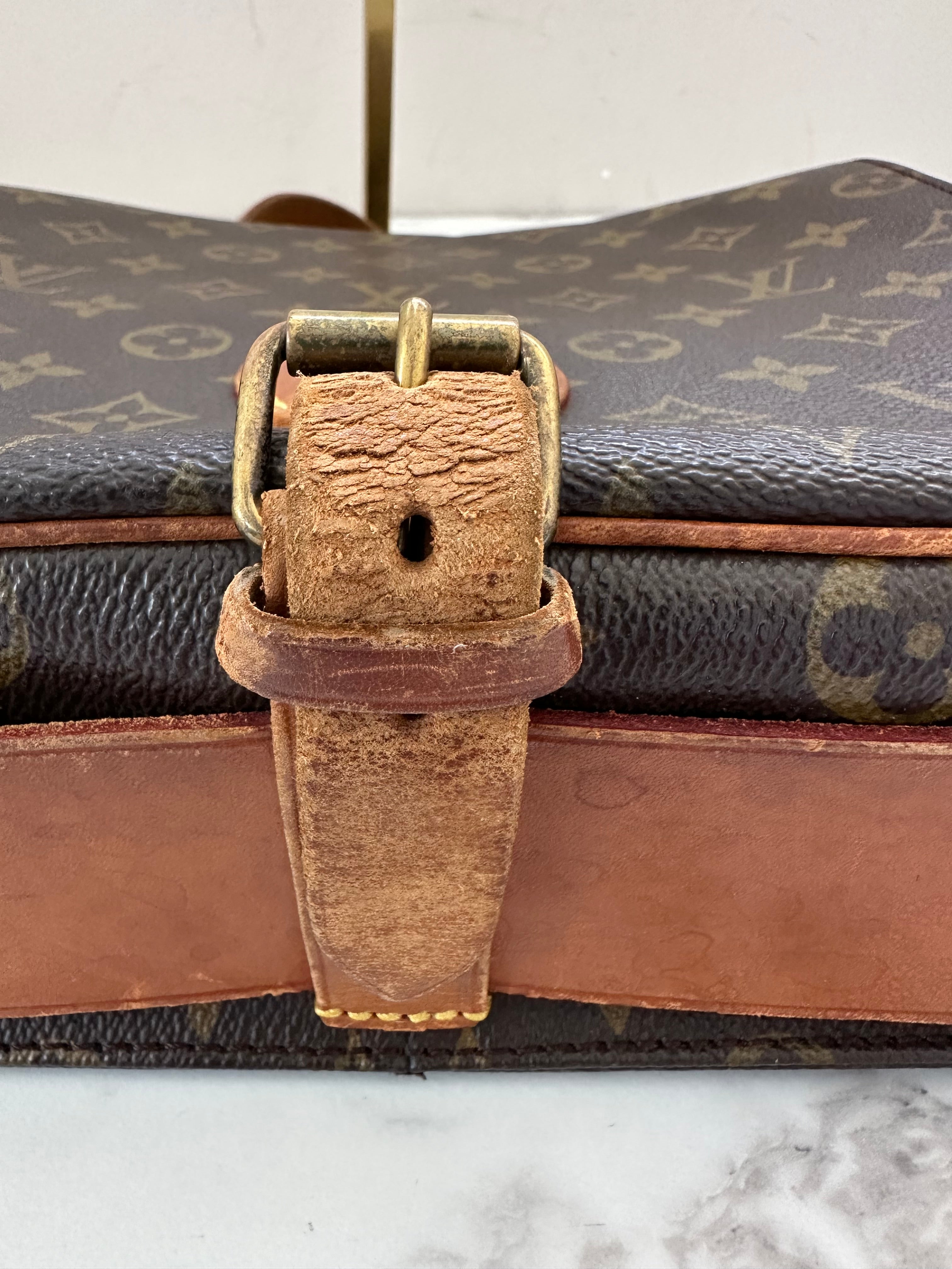 Louis Vuitton Cartouchiere GM