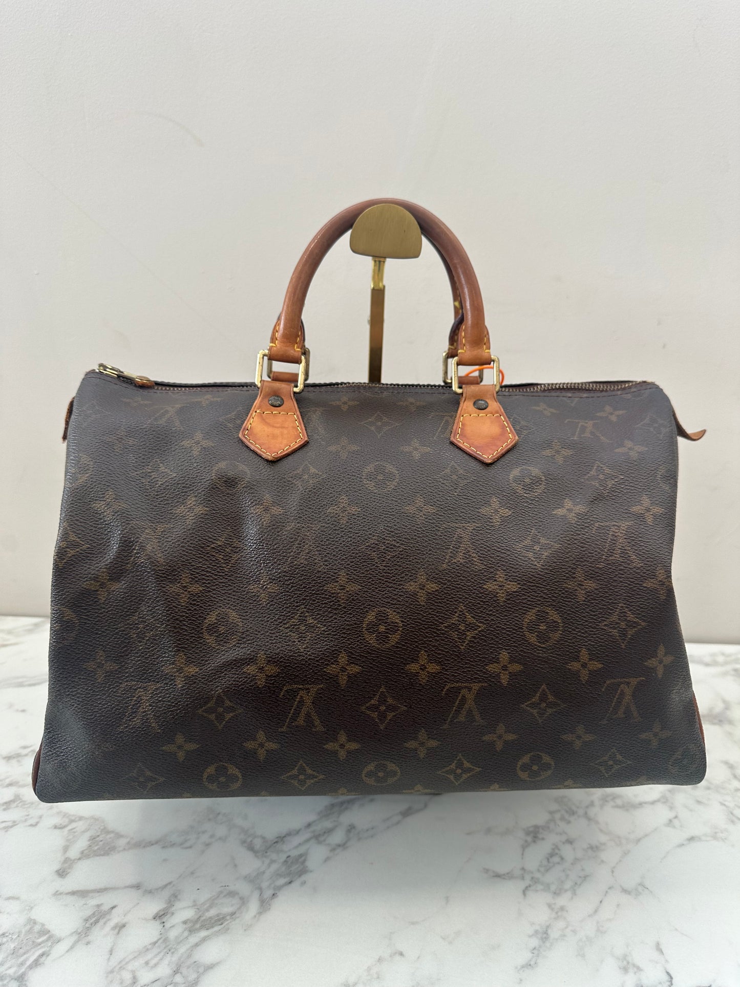 Louis Vuitton Speedy 35