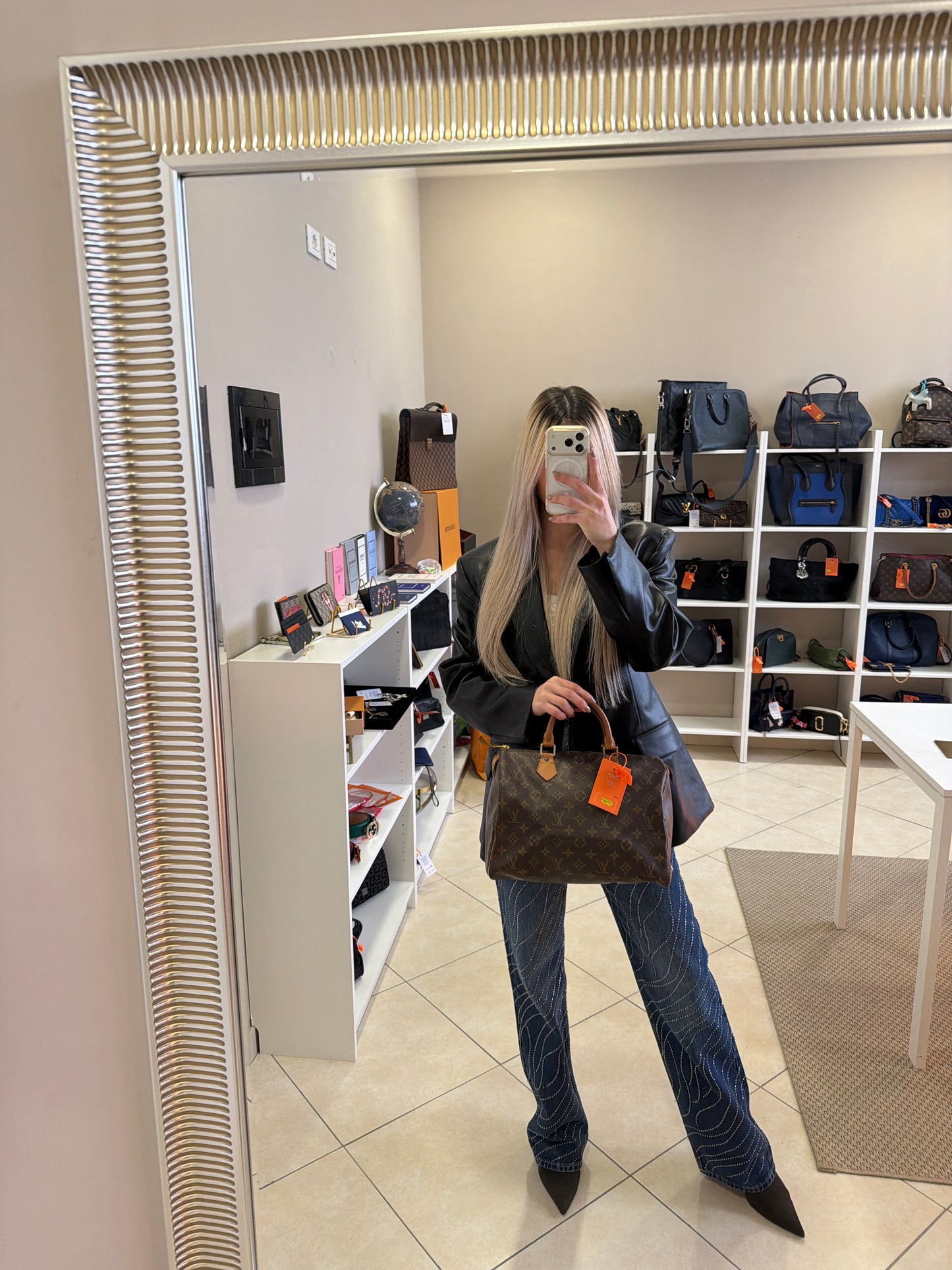 017751 - Louis Vuitton Speedy 30