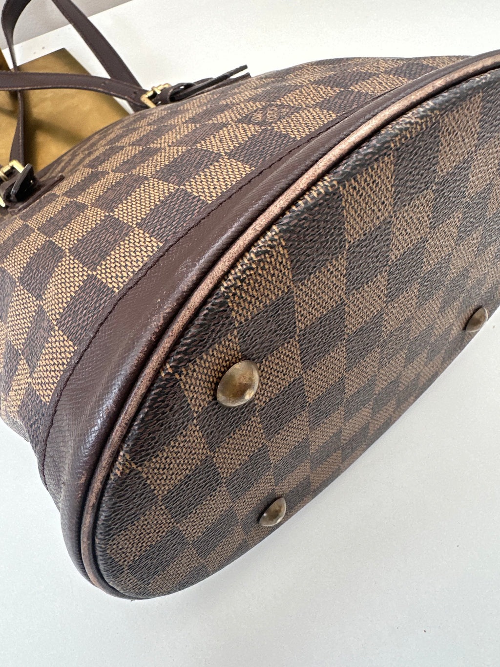 Louis Vuitton Marais