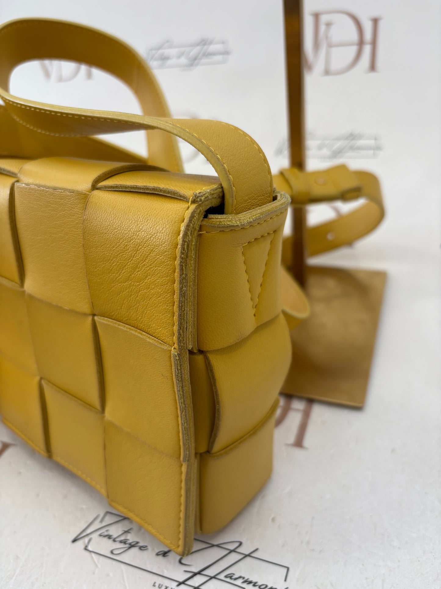 383974 - Bottega Veneta Cassette